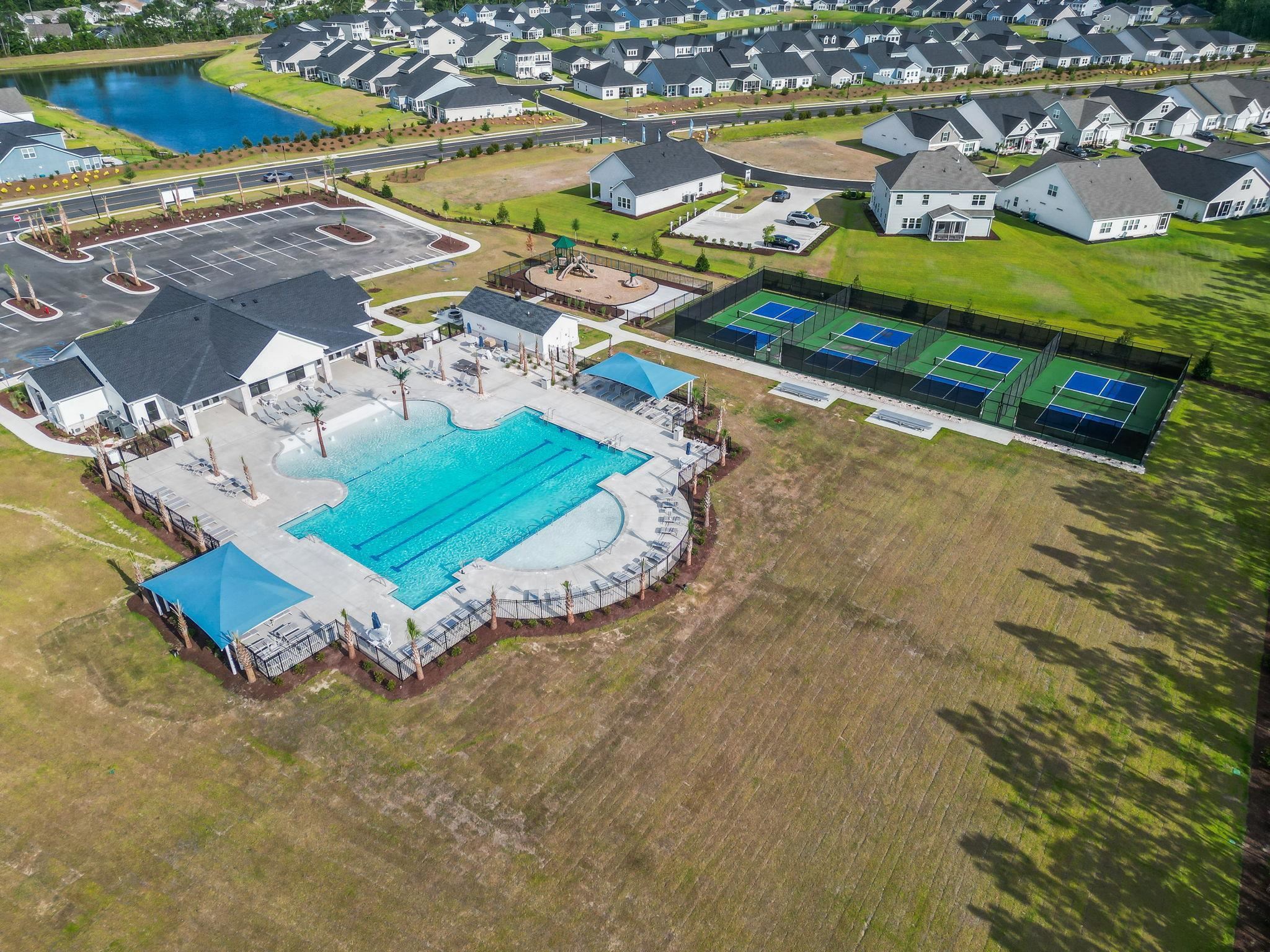 140 Azure Loop Property Photo 51