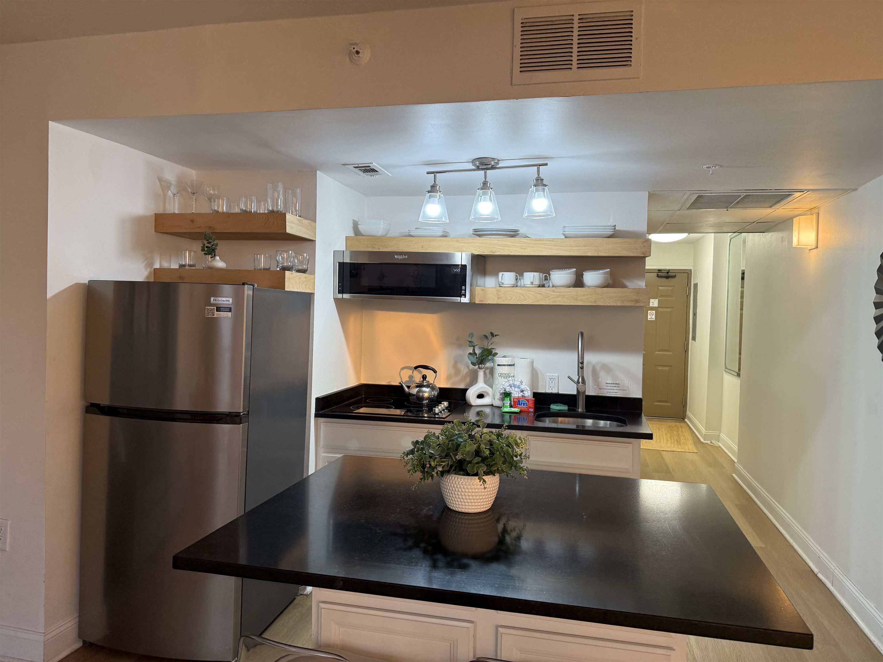 2310 N Ocean Blvd. Property Photo 10