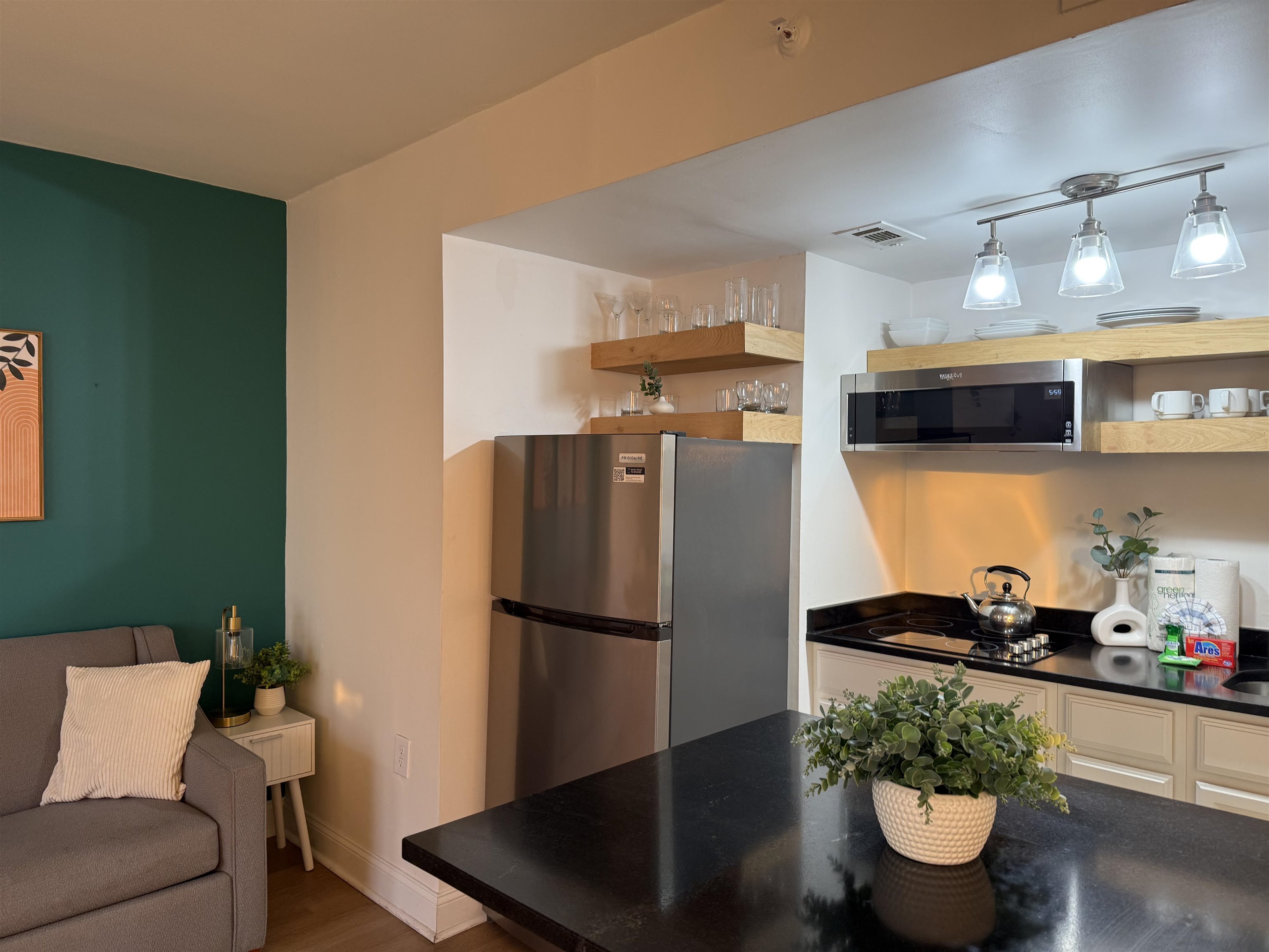 2310 N Ocean Blvd. Property Photo 14