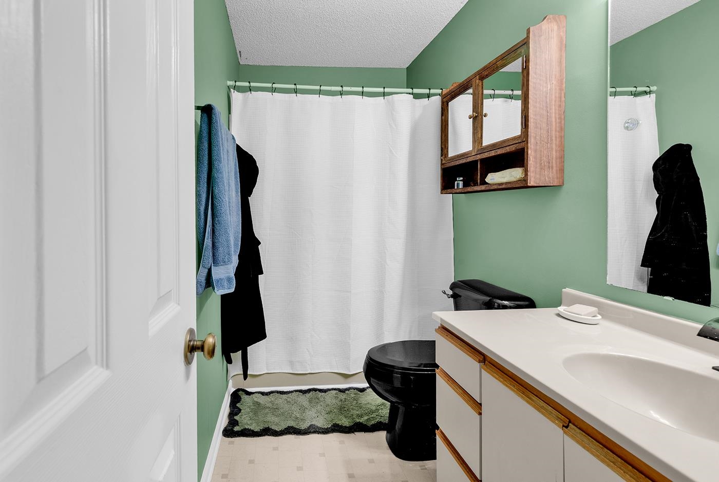 4337 Spa Dr. Property Photo 20