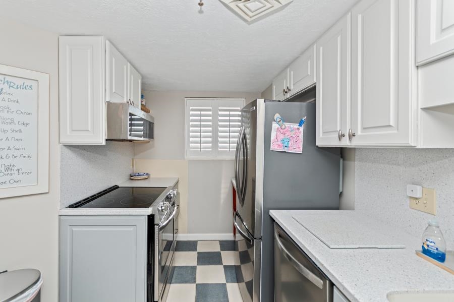 5523 N Ocean Blvd. Property Photo 12