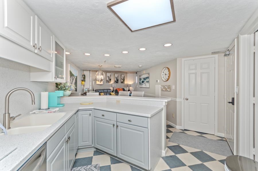 5523 N Ocean Blvd. Property Photo 13