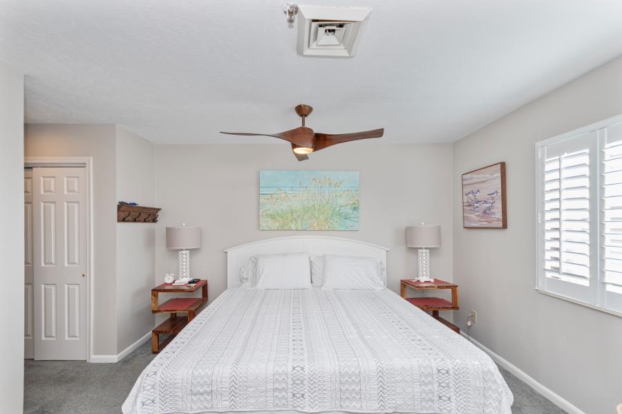 5523 N Ocean Blvd. Property Photo 18