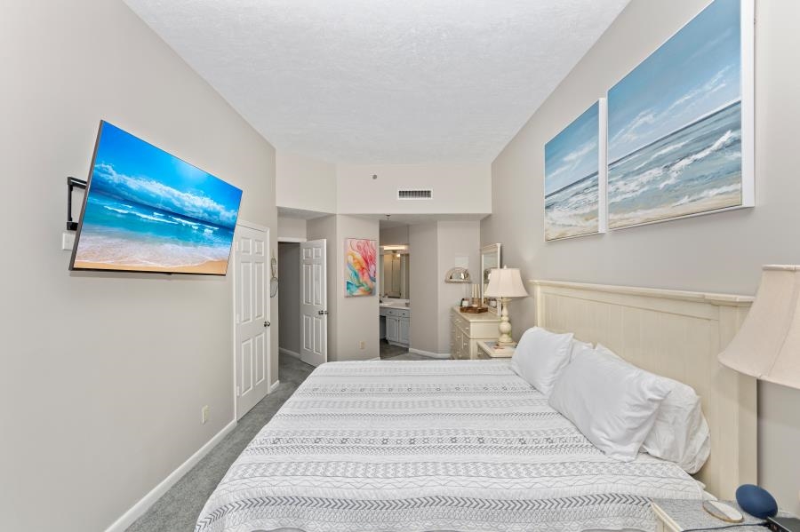 5523 N Ocean Blvd. Property Photo 24