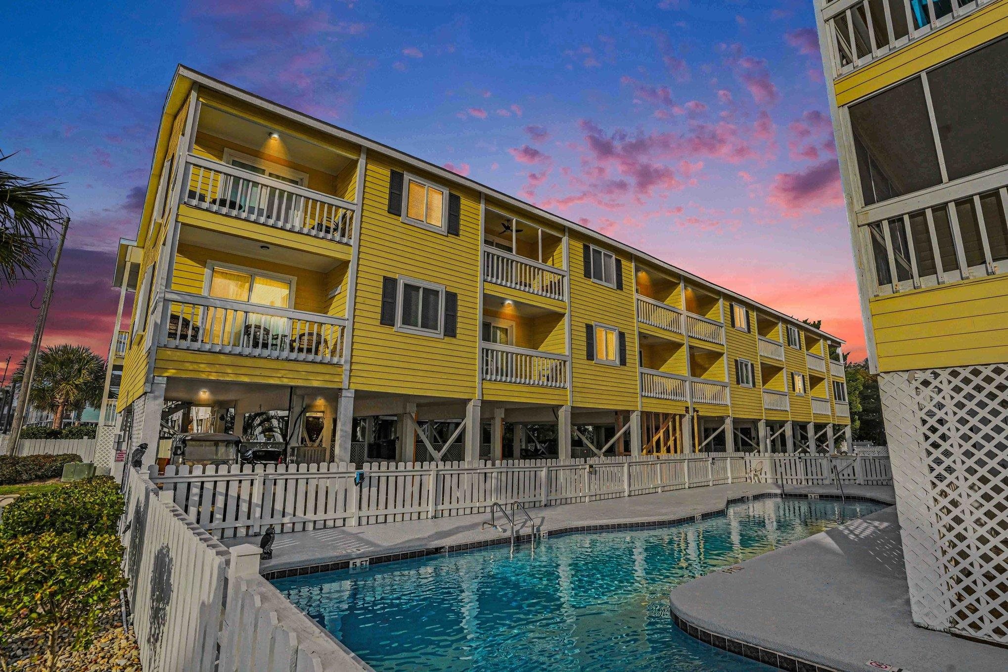 1425 N Waccamaw Dr.