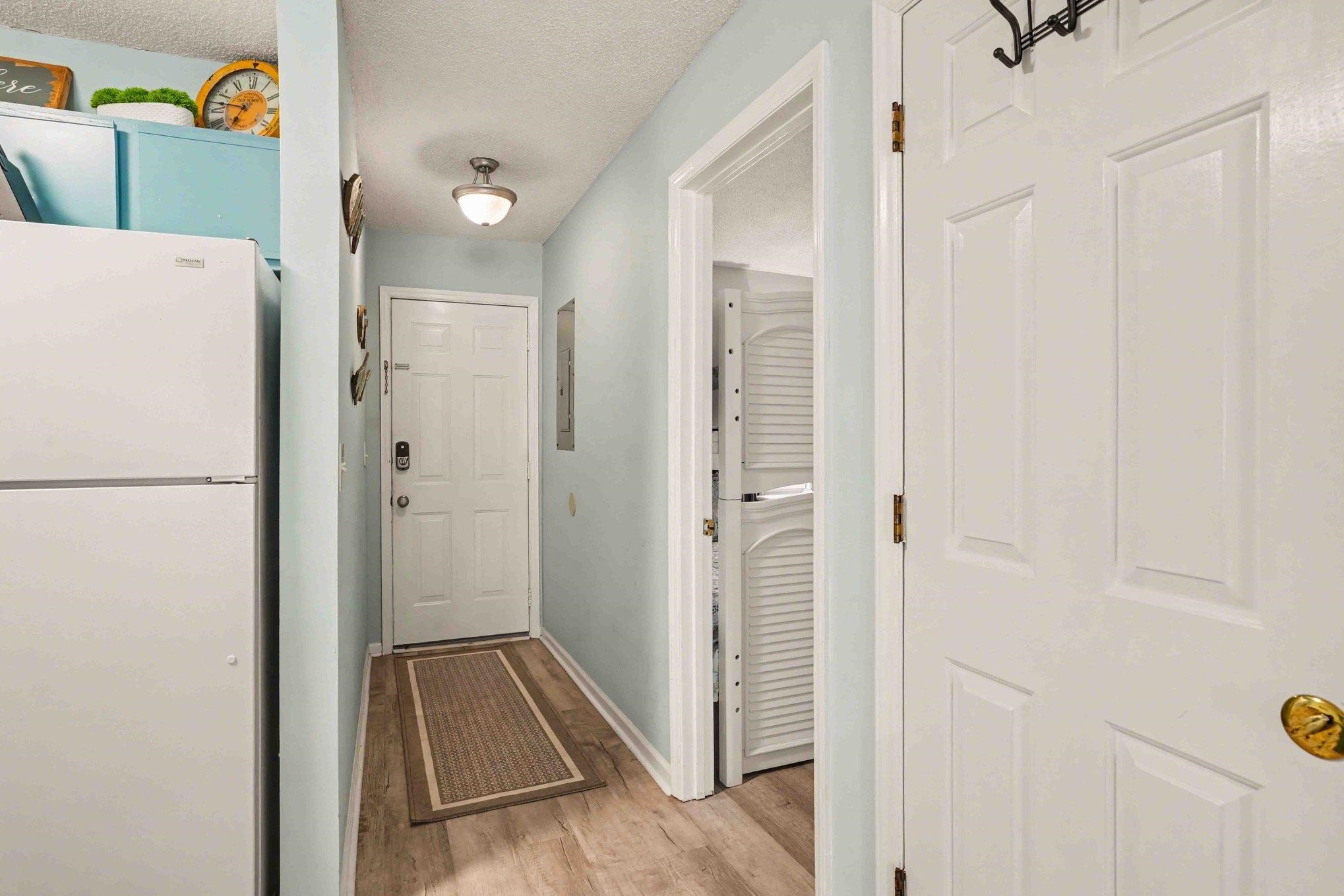 1425 N Waccamaw Dr. Property Photo 12