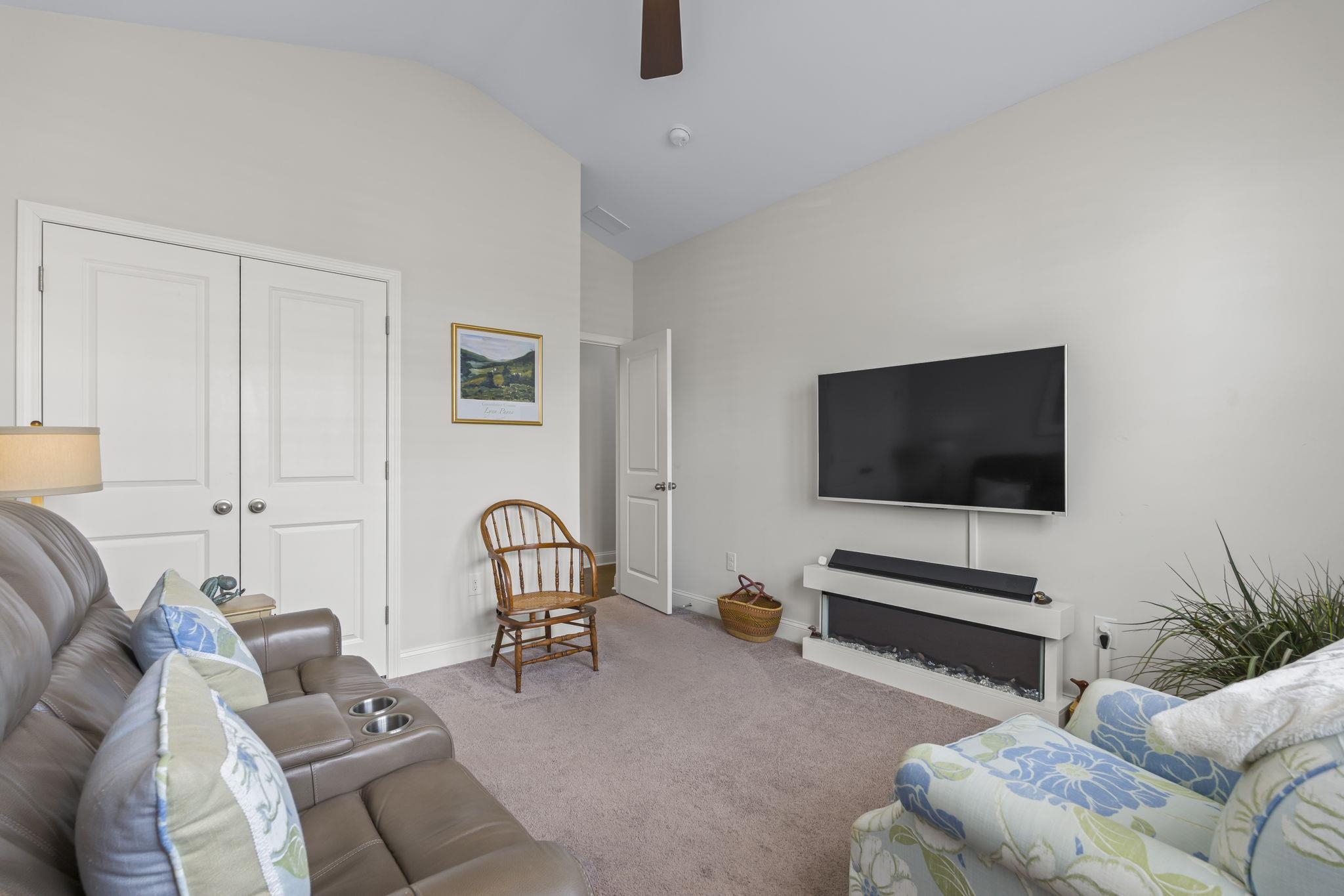 5307 Shorthorn Way Property Photo 33