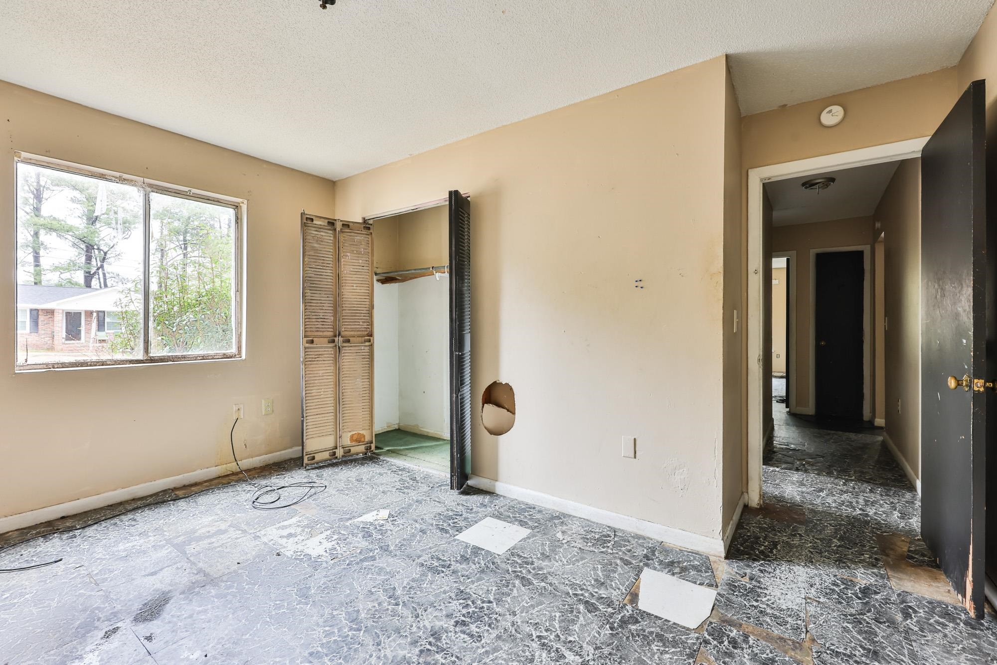 611 Dekalb St. Property Photo 15