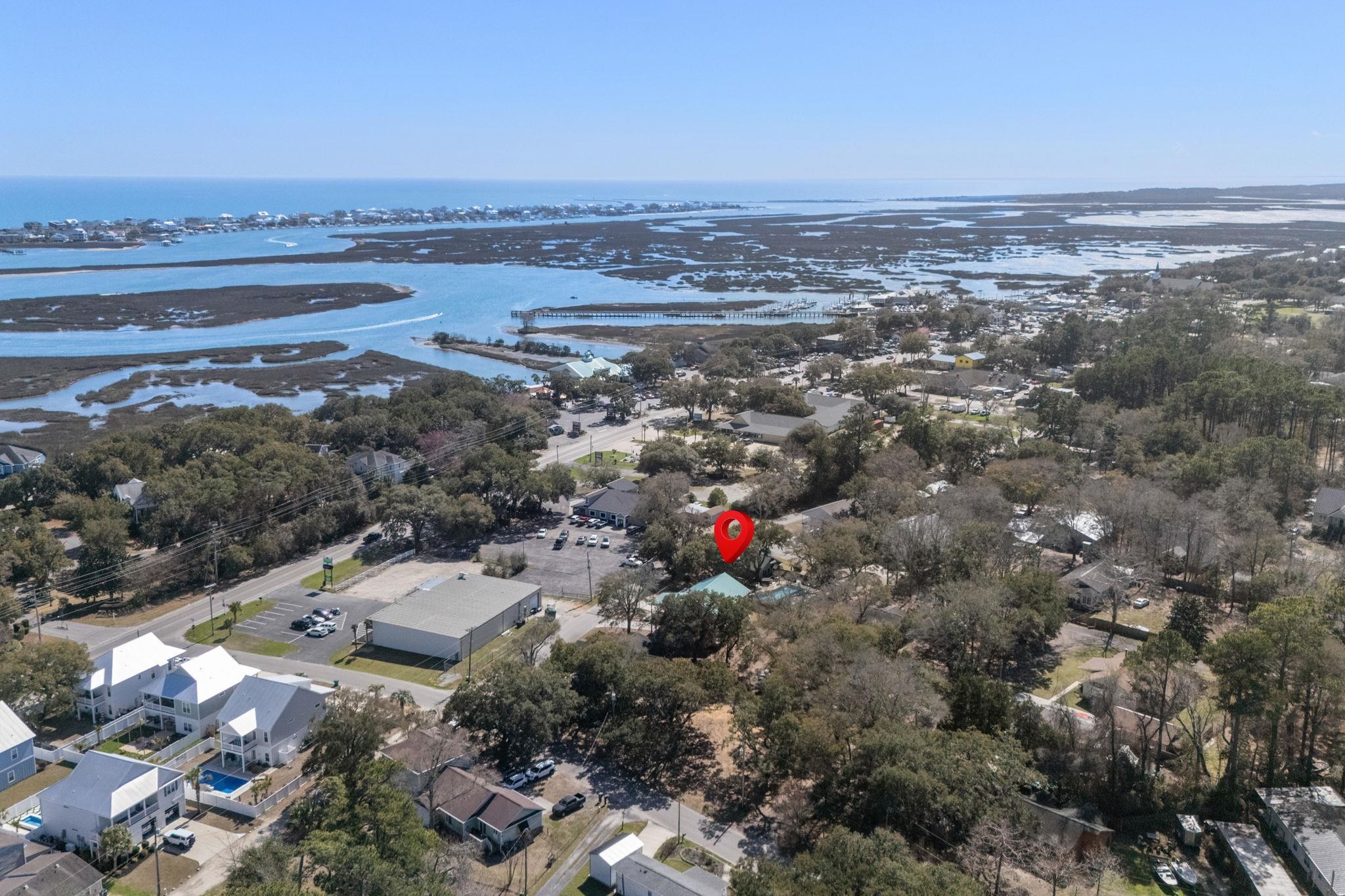 3926 Flagg St. Property Photo 2