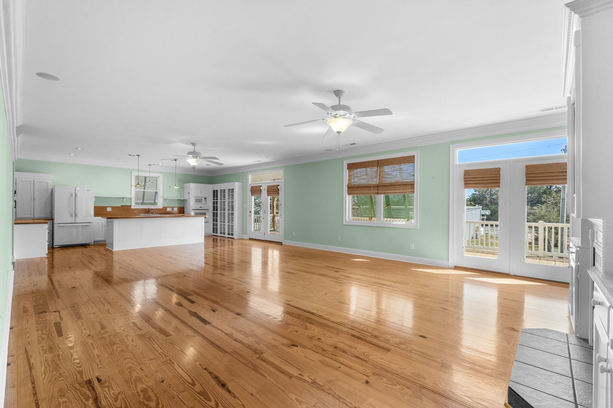 3926 Flagg St. Property Photo 6
