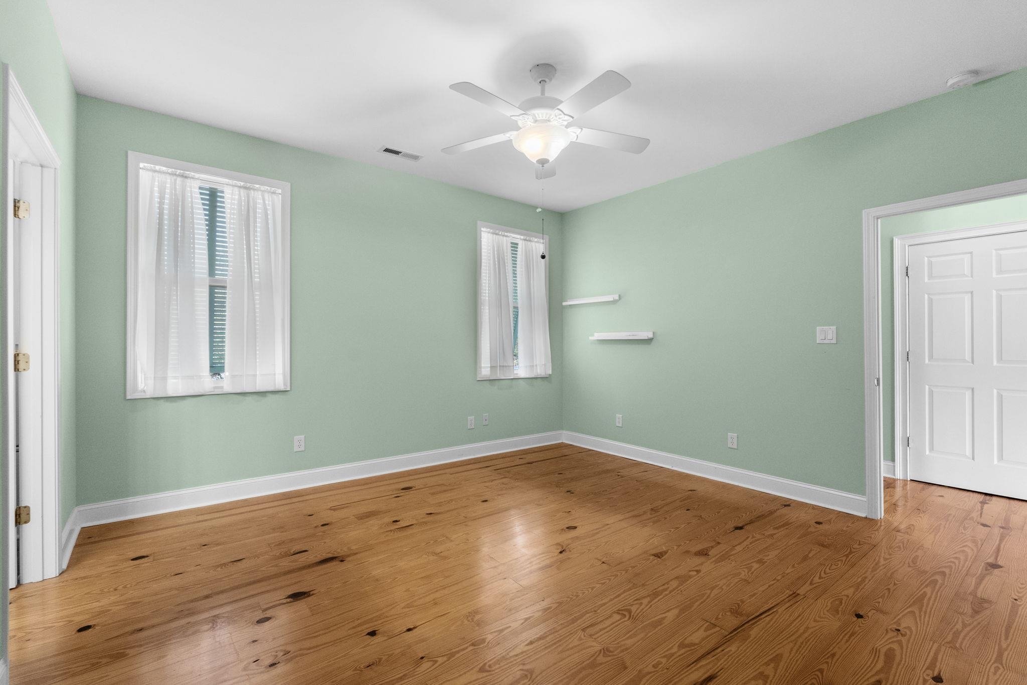 3926 Flagg St. Property Photo 17