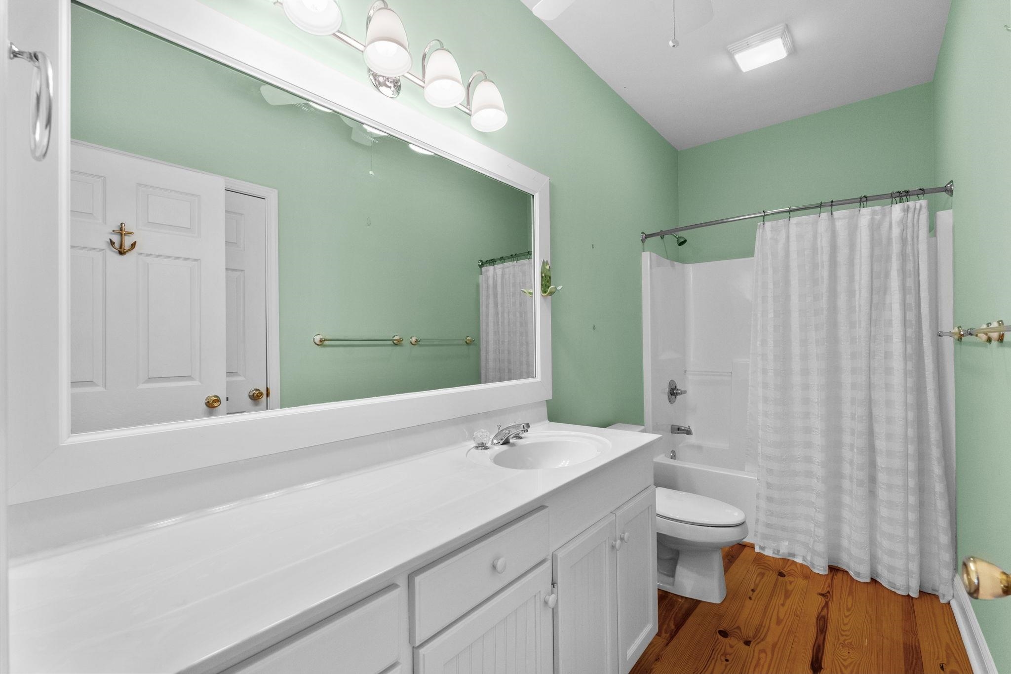 3926 Flagg St. Property Photo 24