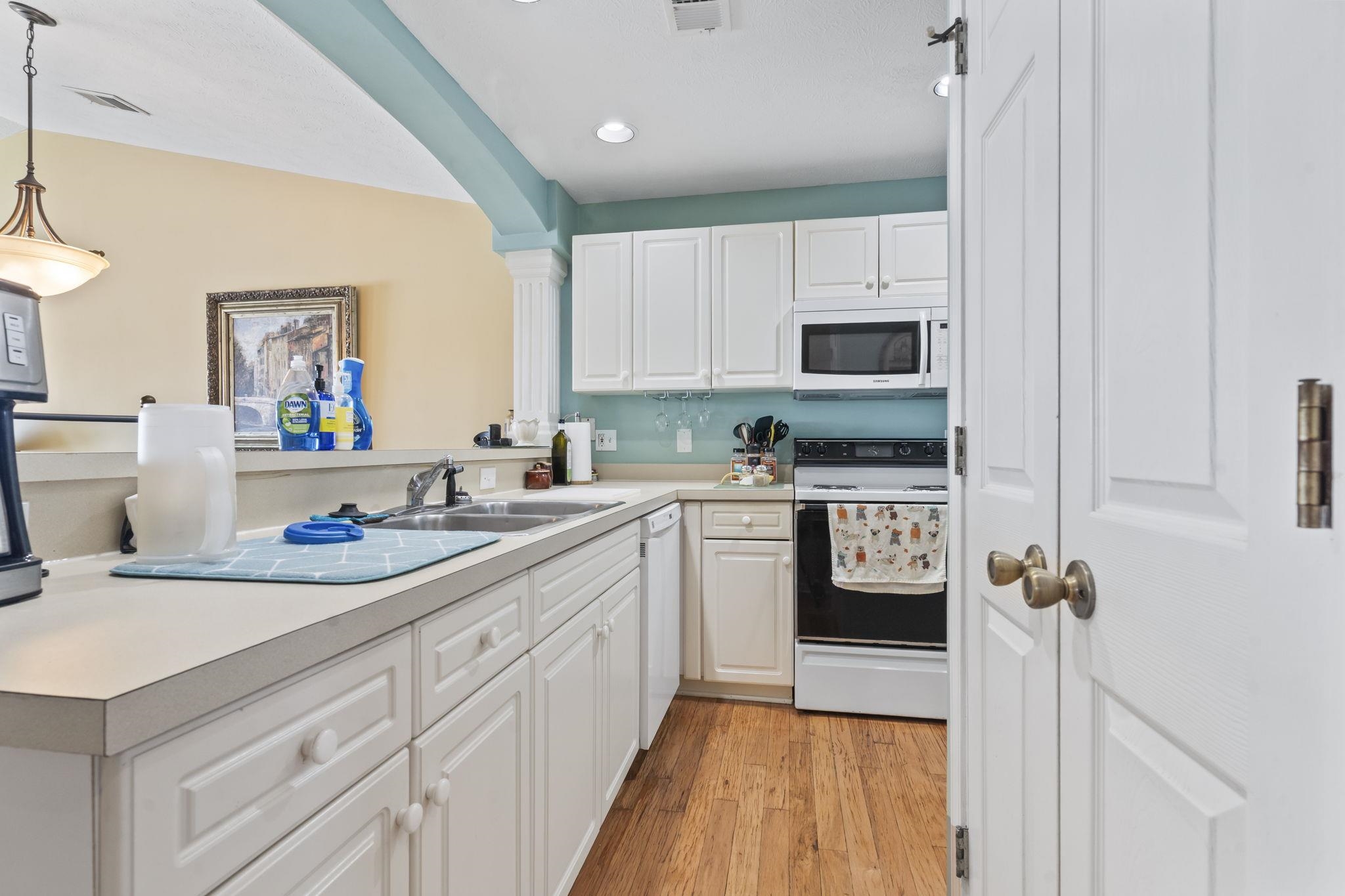 4633 Lightkeepers Way Property Photo 10