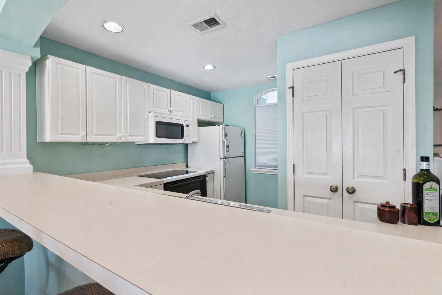 4633 Lightkeepers Way Property Photo 11