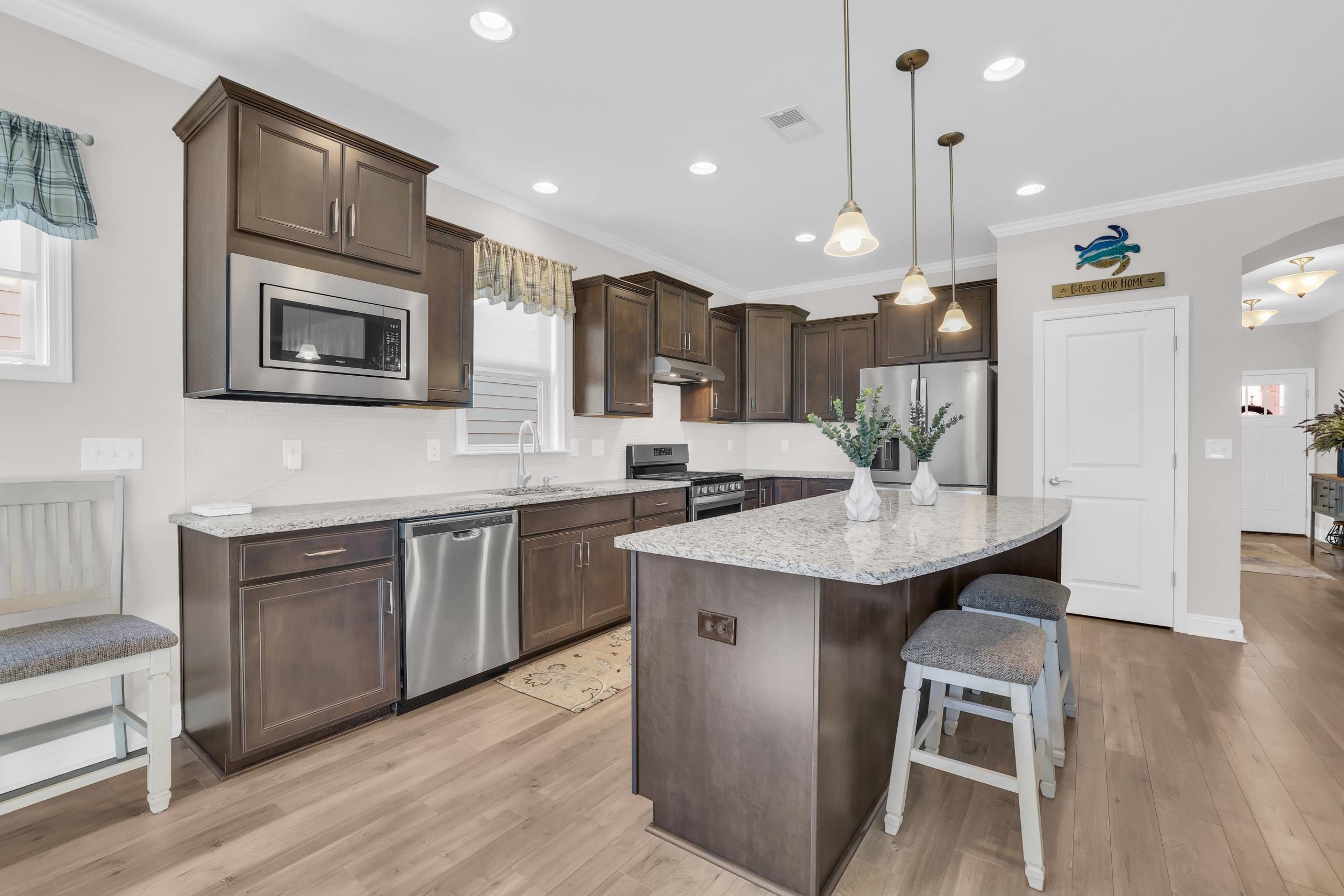 6652 Anterselva Dr. Property Photo 14
