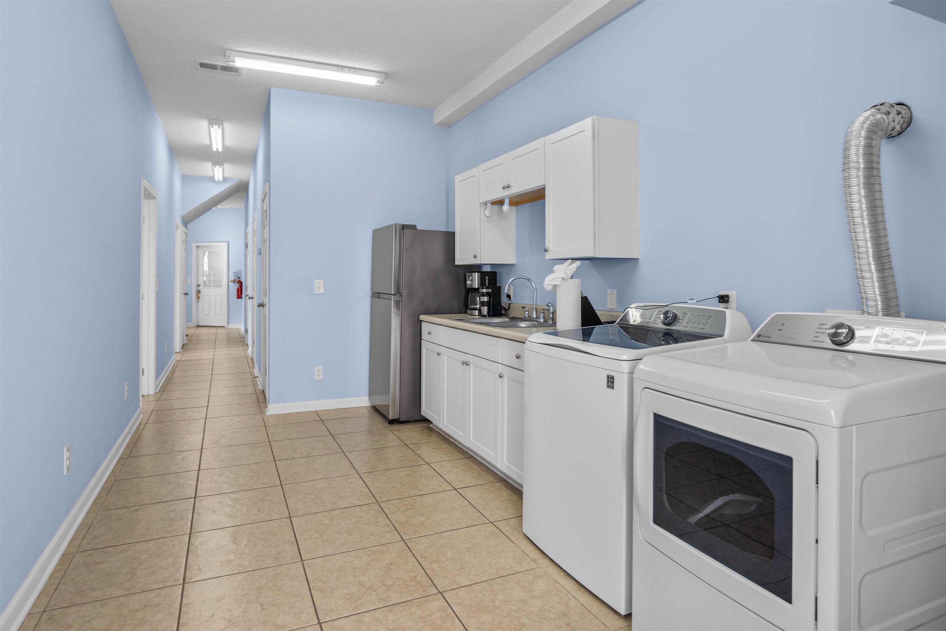150 Sun Light Dr. Property Photo 11