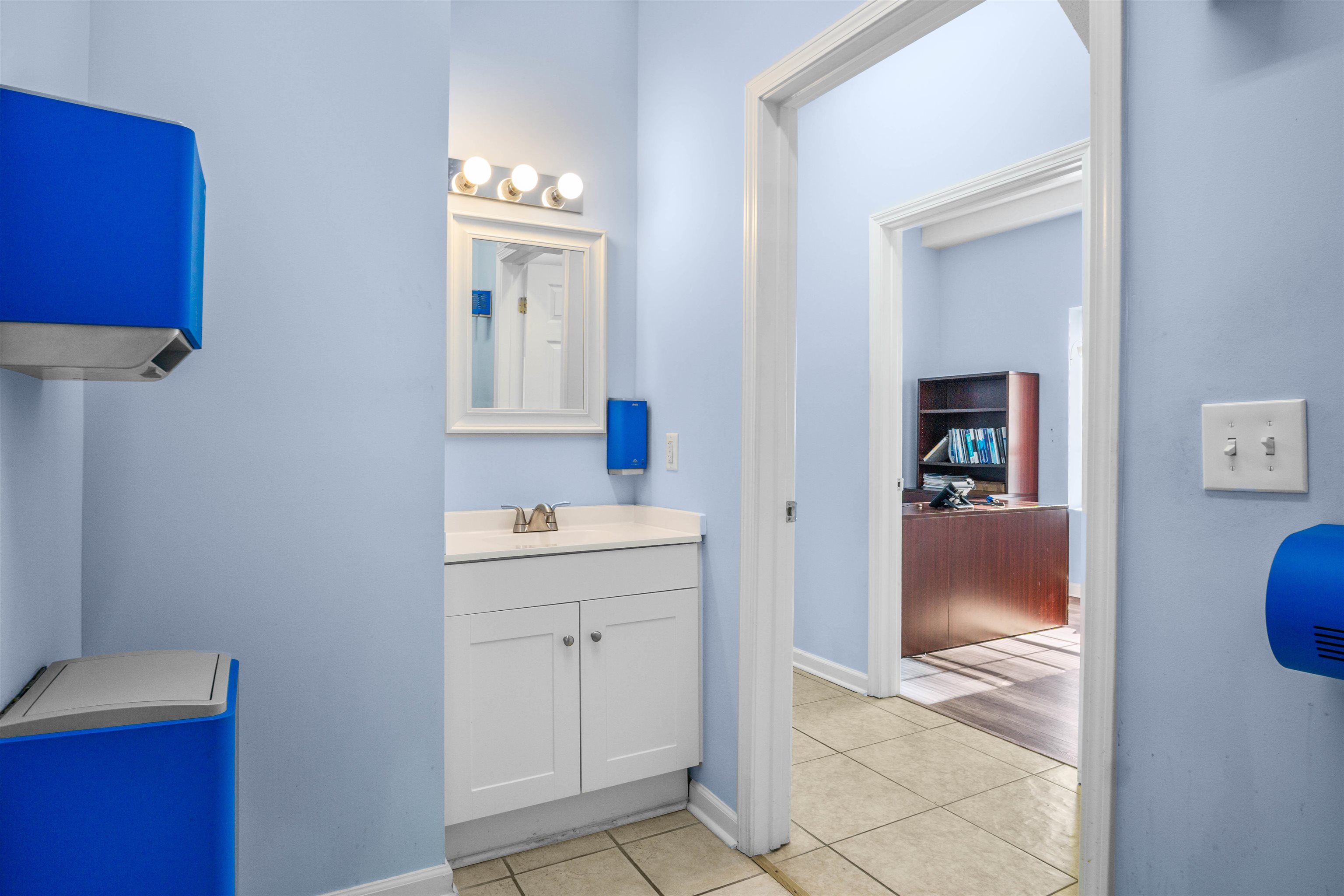 150 Sun Light Dr. Property Photo 12