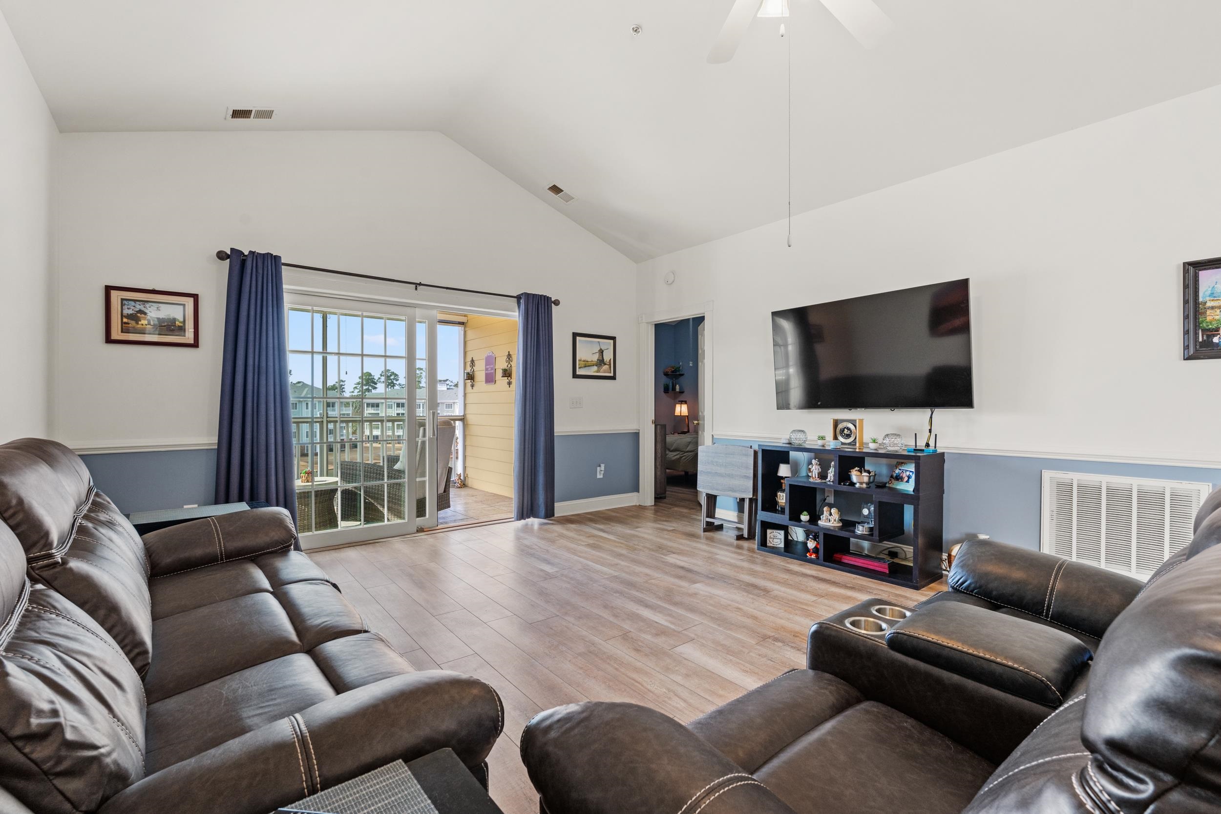4837 Luster Leaf Circle Property Photo 11