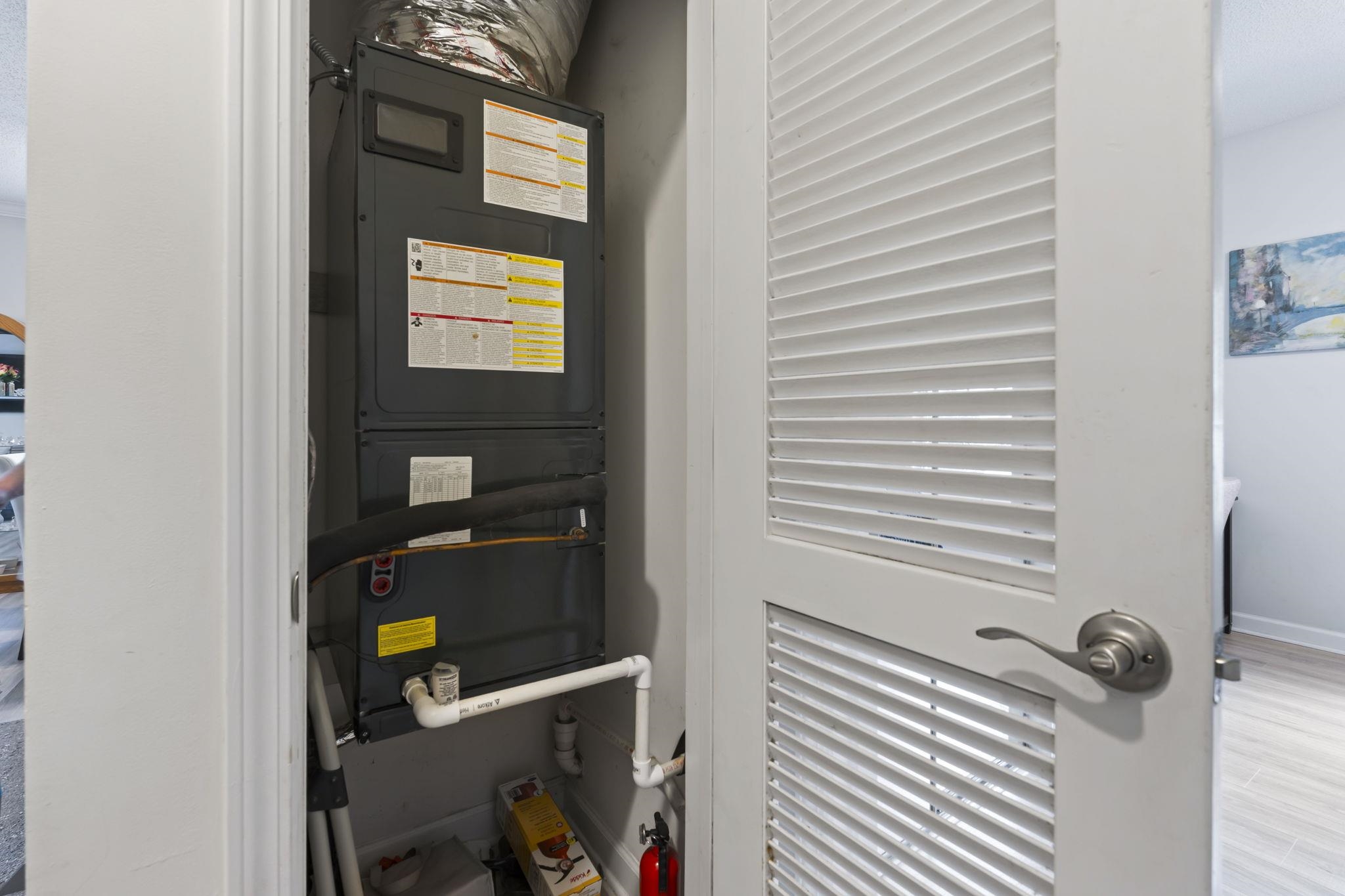 805 Crumpet Ct. Property Photo 13