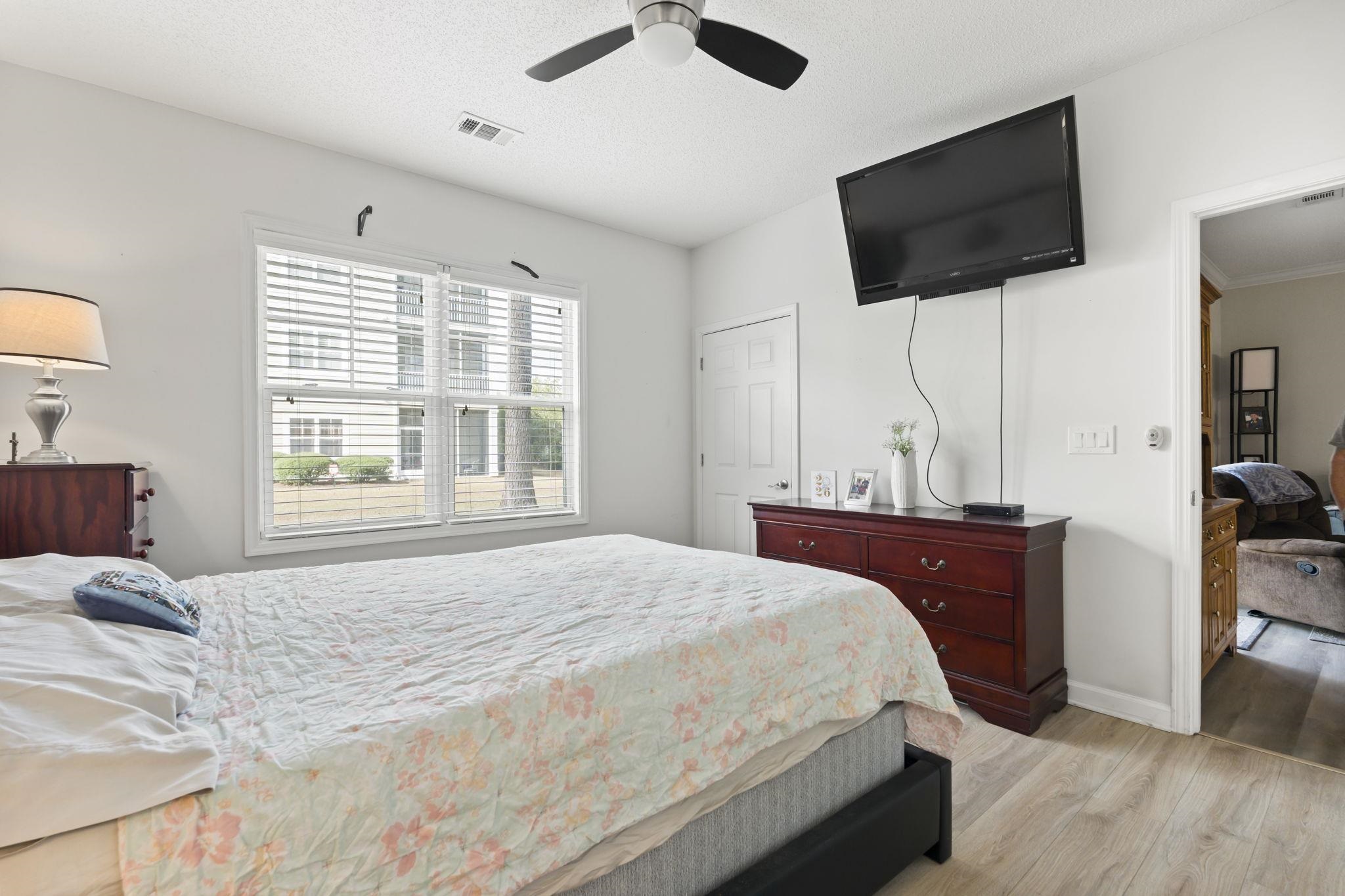 805 Crumpet Ct. Property Photo 18