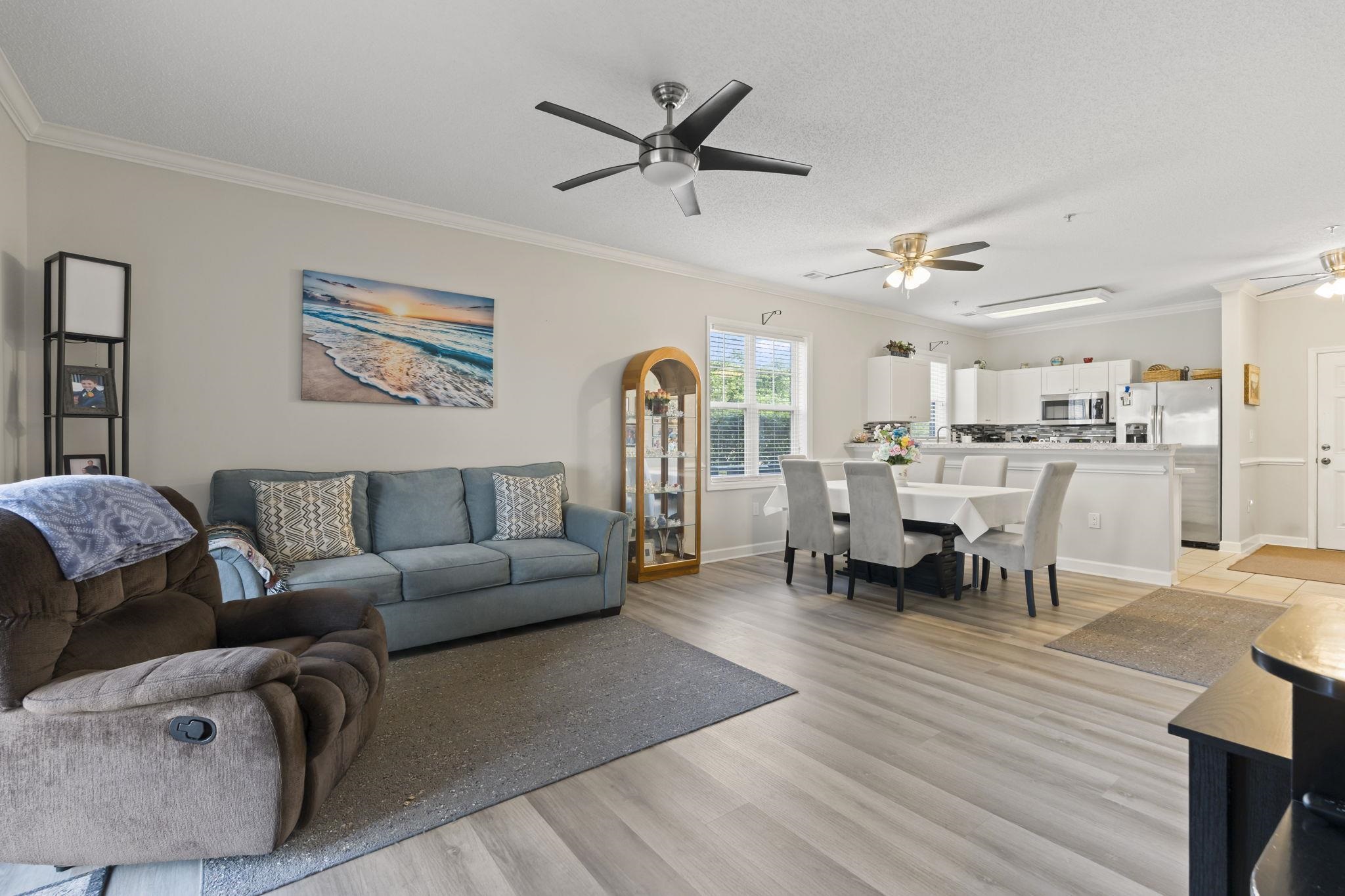 805 Crumpet Ct. Property Photo 20