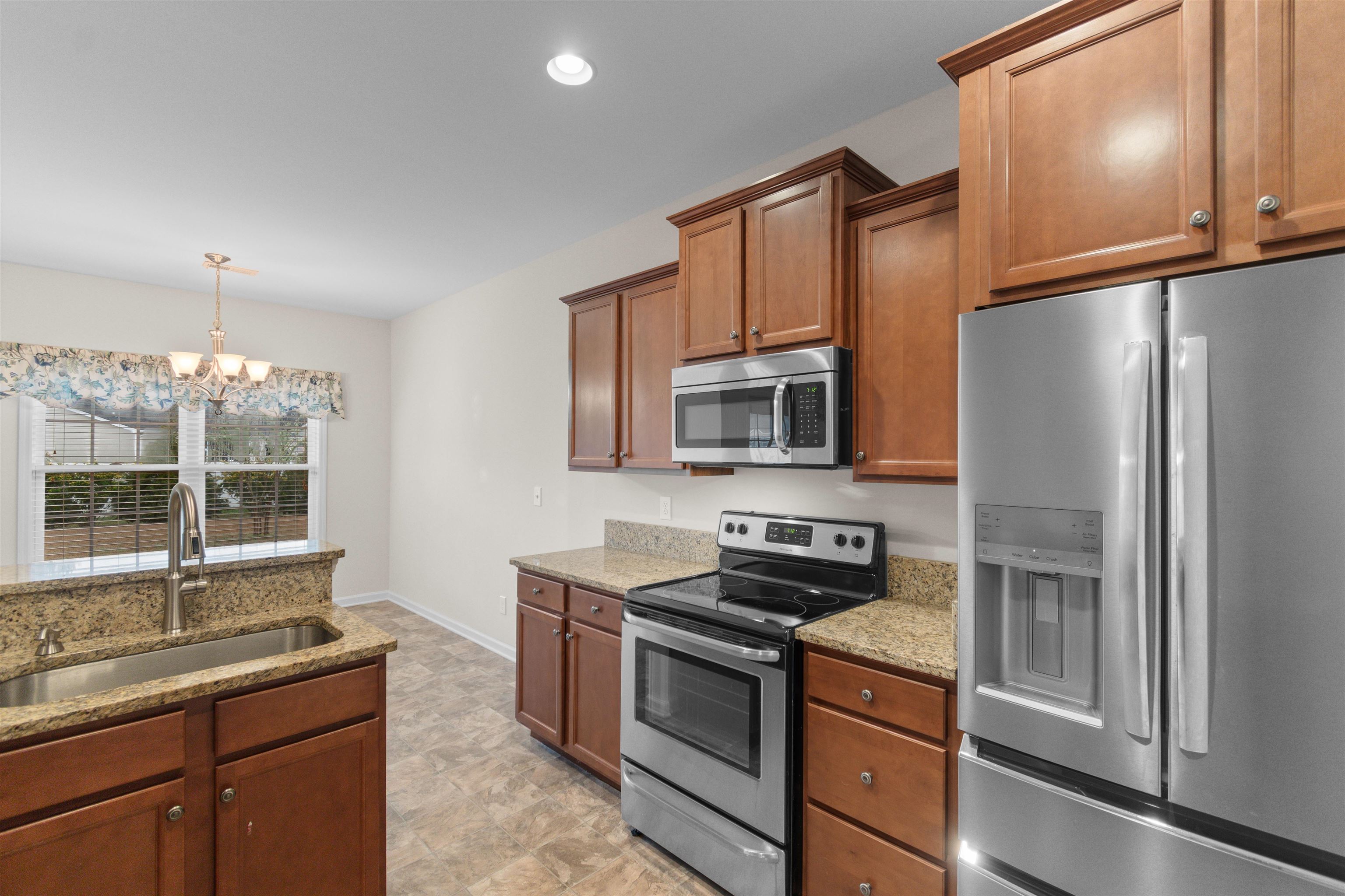 805 Payne Ct. Property Photo 9