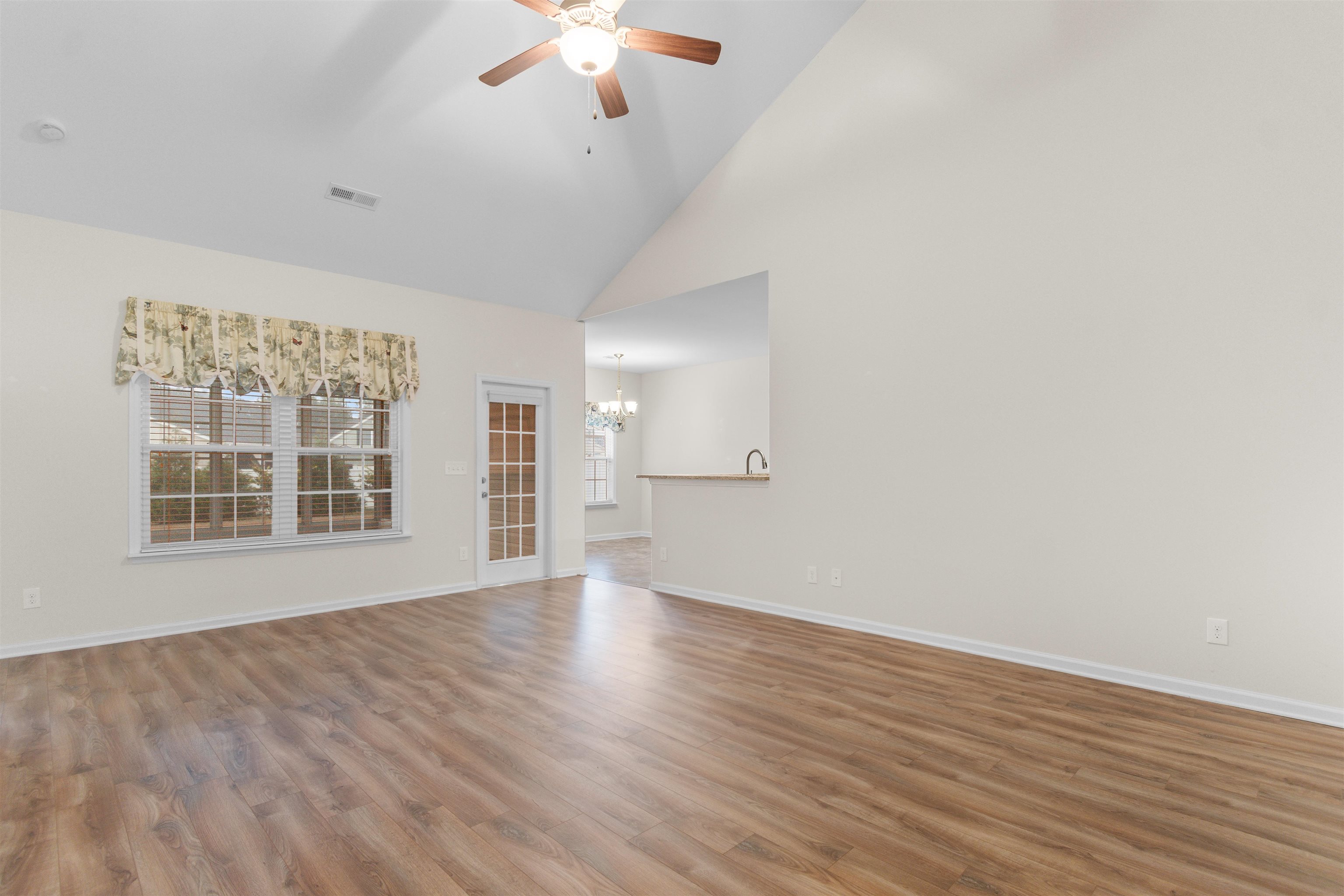 805 Payne Ct. Property Photo 13