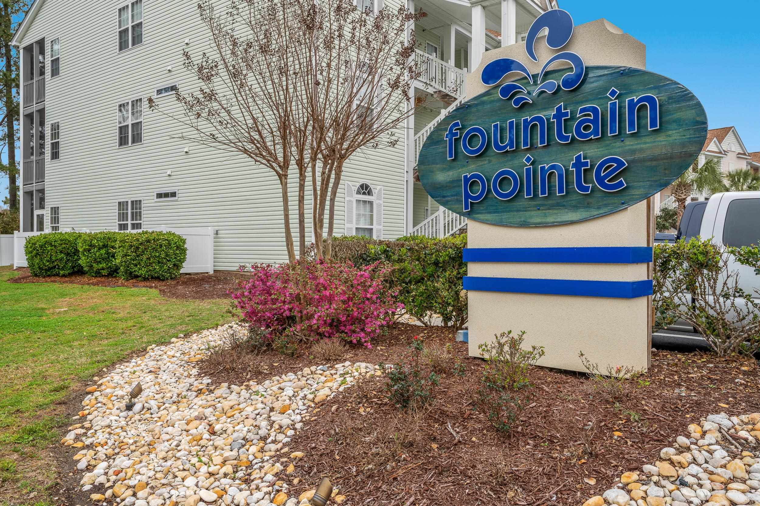 111 Fountain Pointe Ln. Property Photo 1