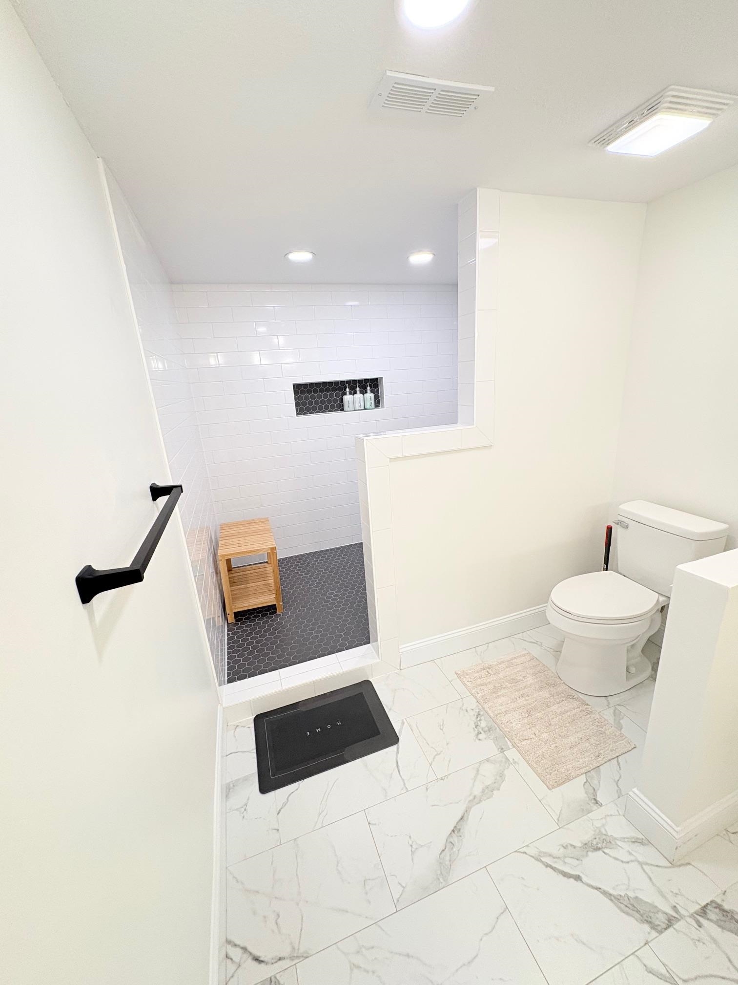 100 Boundary Loop Rd. Property Photo 32