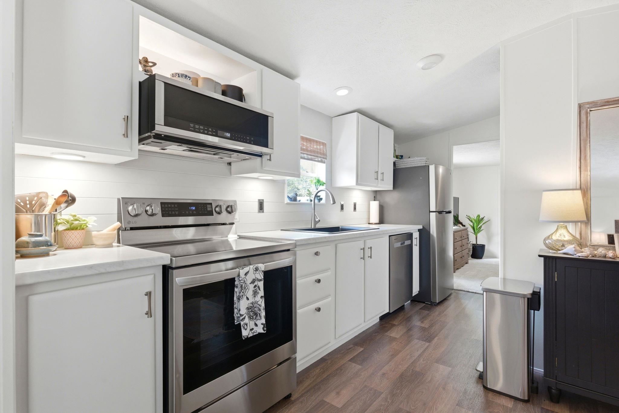 120 Yale Pl. Property Photo 22