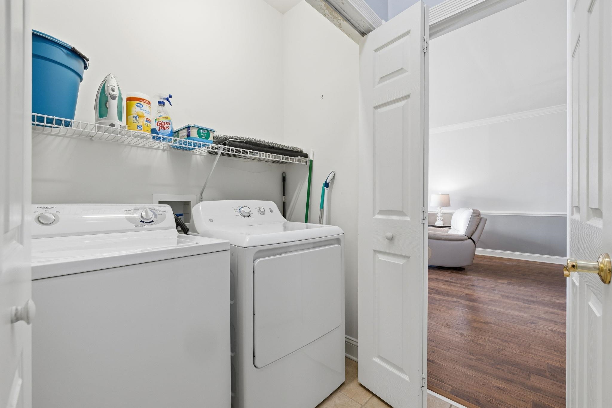 4861 Luster Leaf Circle Property Photo 14