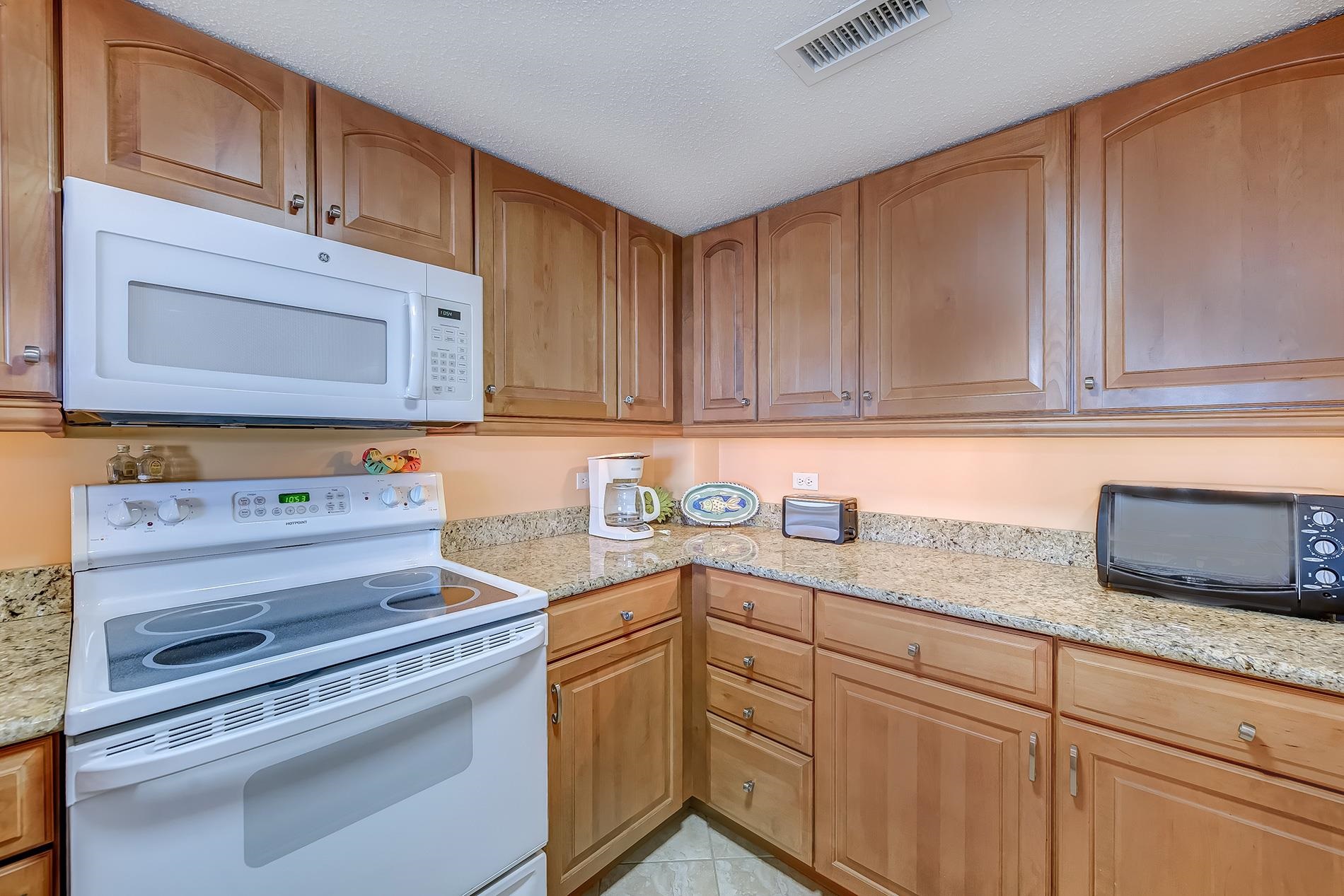 101 Ocean Creek Dr. Property Photo 12