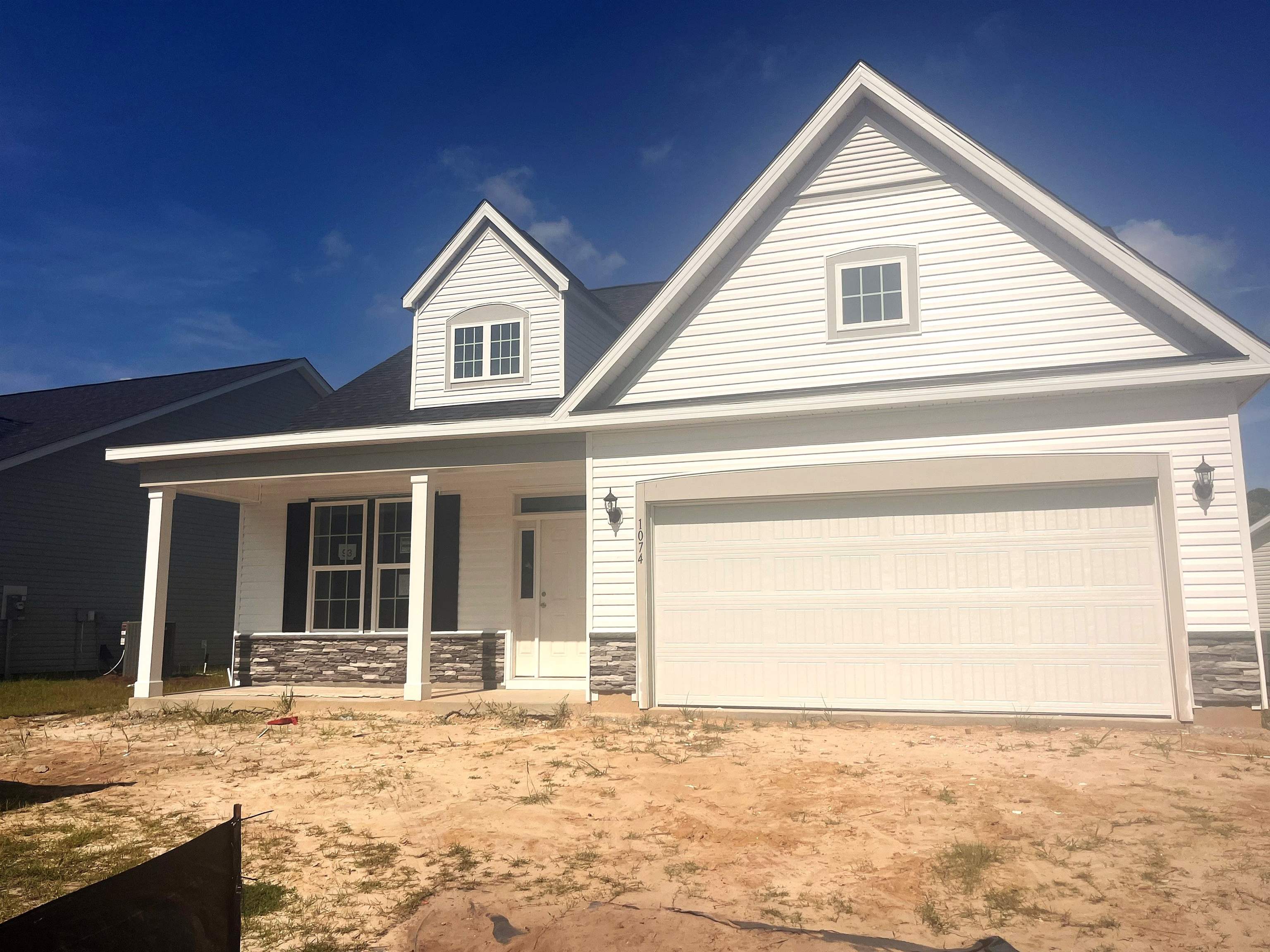 1074 Nw Rosefield Way Property Photo 1