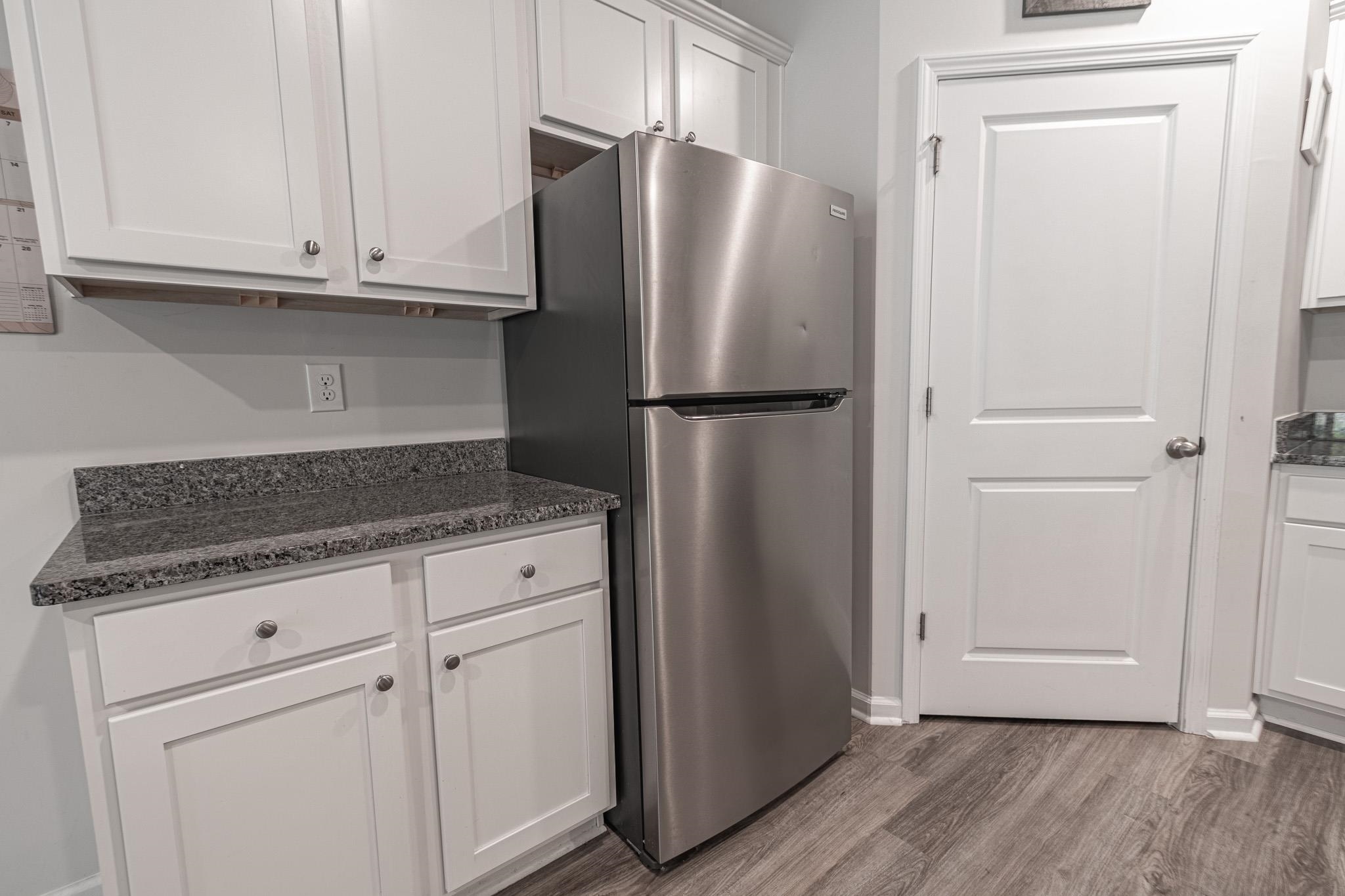 2362 Ainsley Dr. Property Photo 6