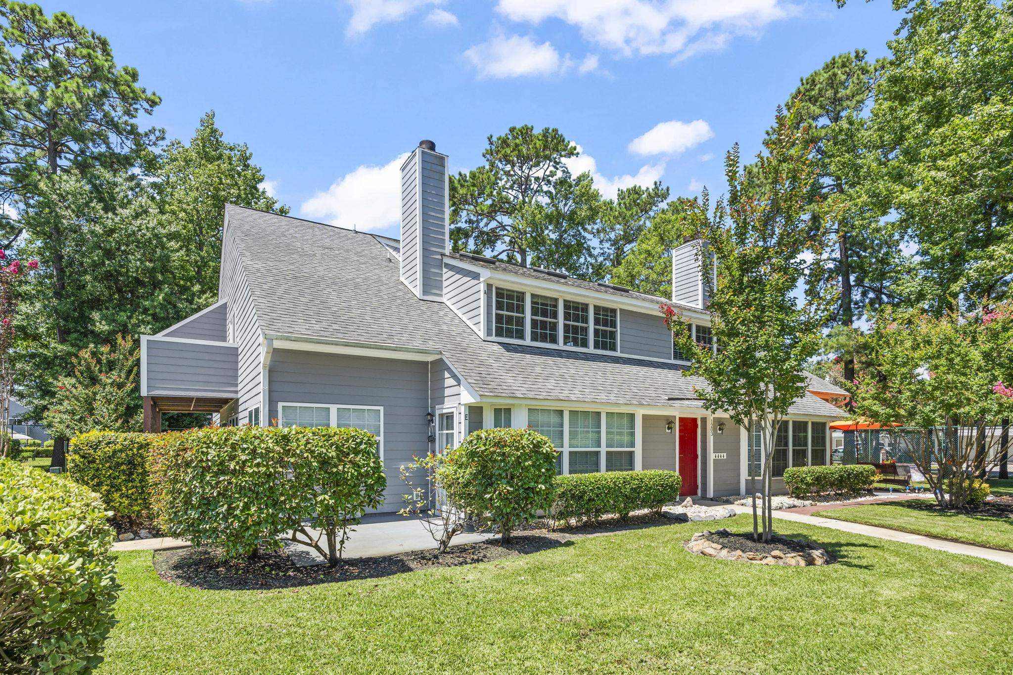 1203 Tiffany Ln. Property Photo 1