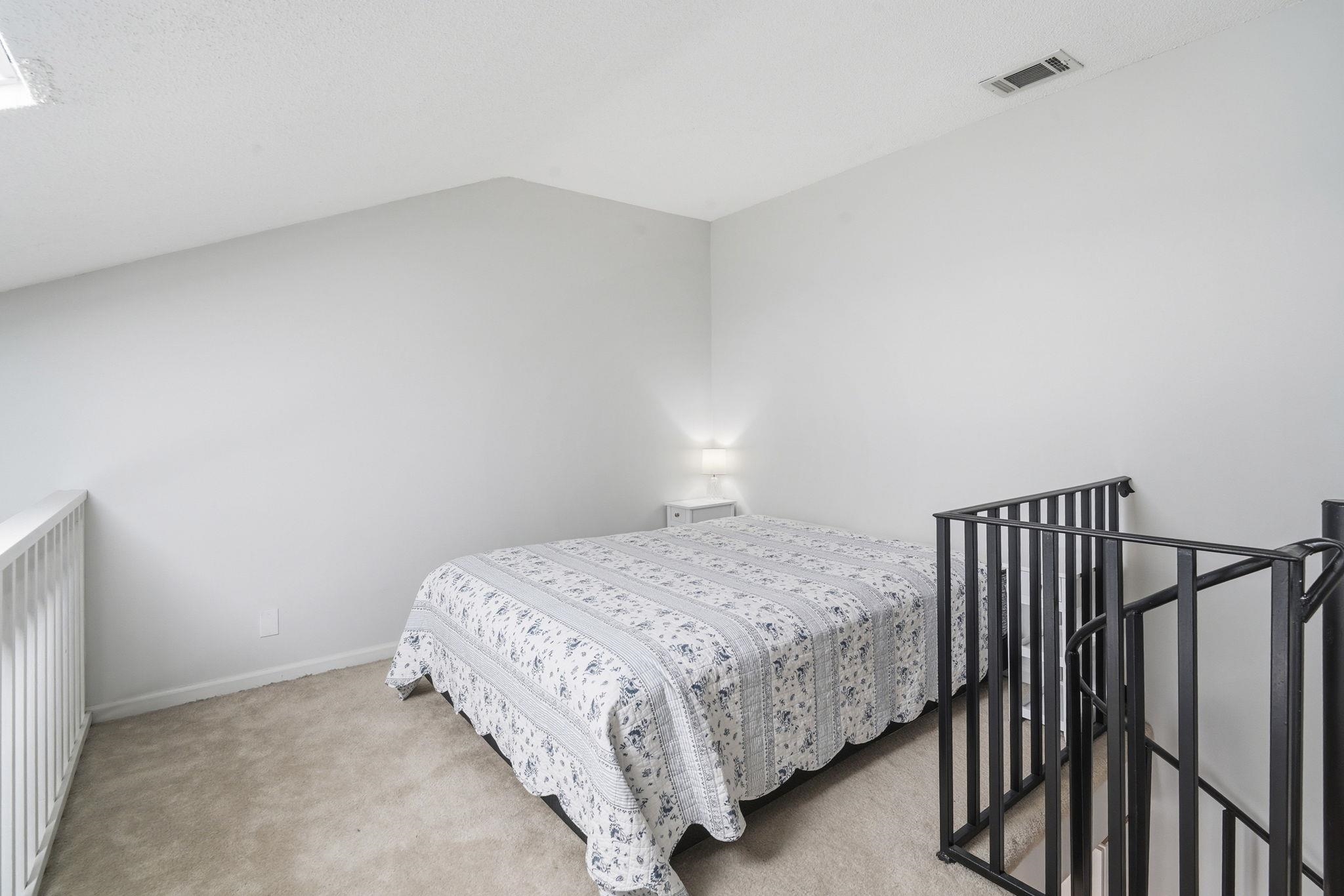 1203 Tiffany Ln. Property Photo 16