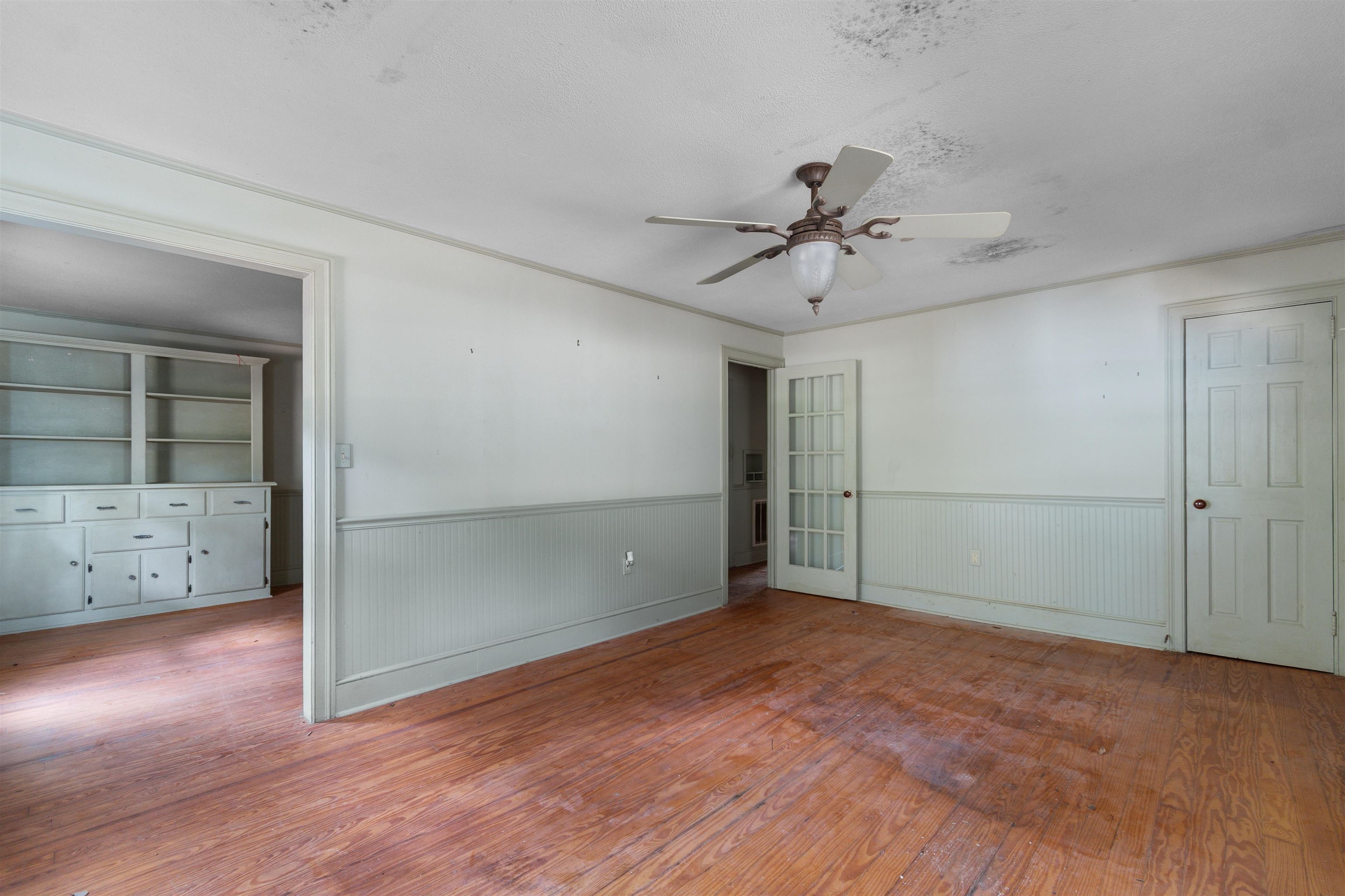 402 Wilkinson St. Property Photo 10