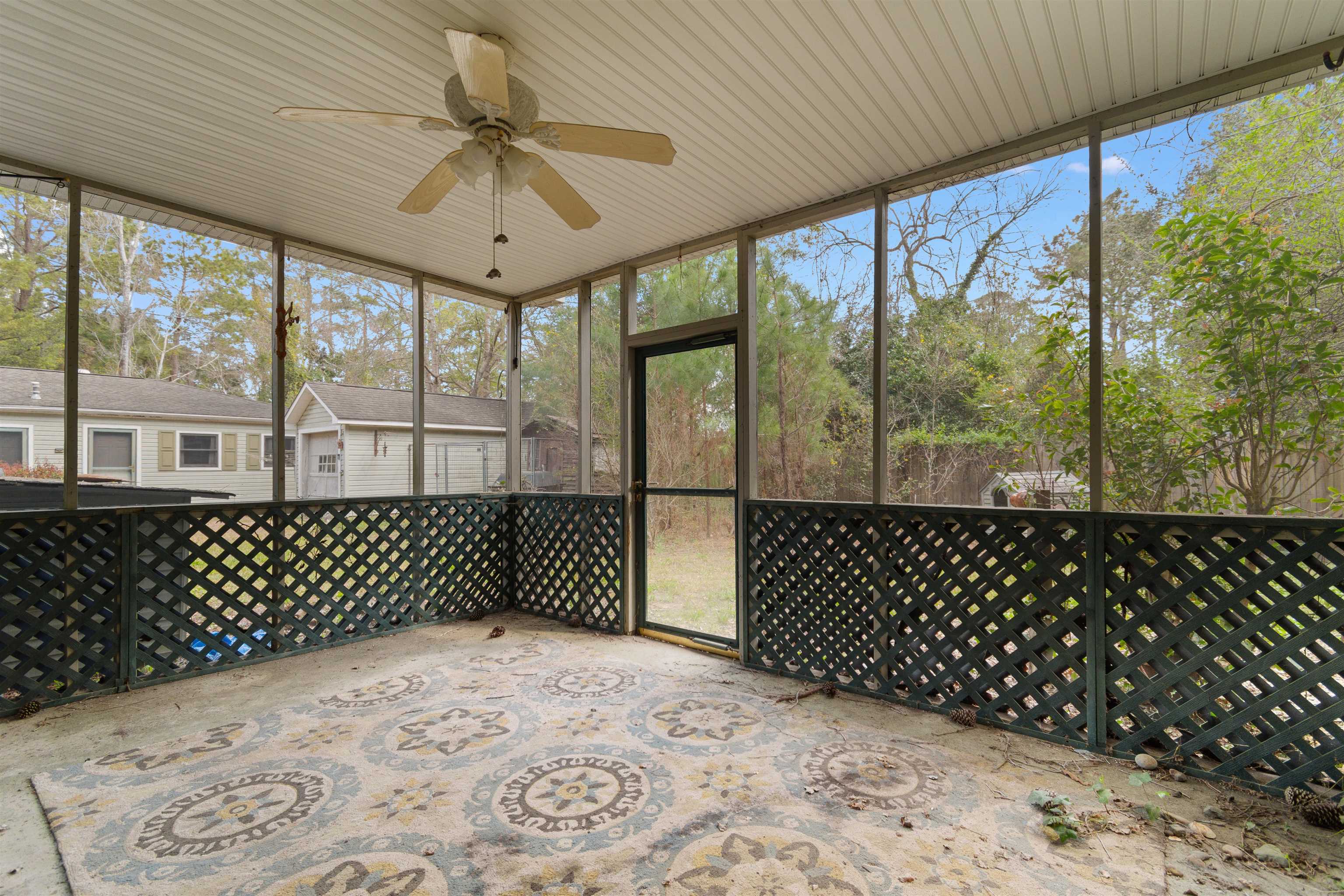 402 Wilkinson St. Property Photo 22
