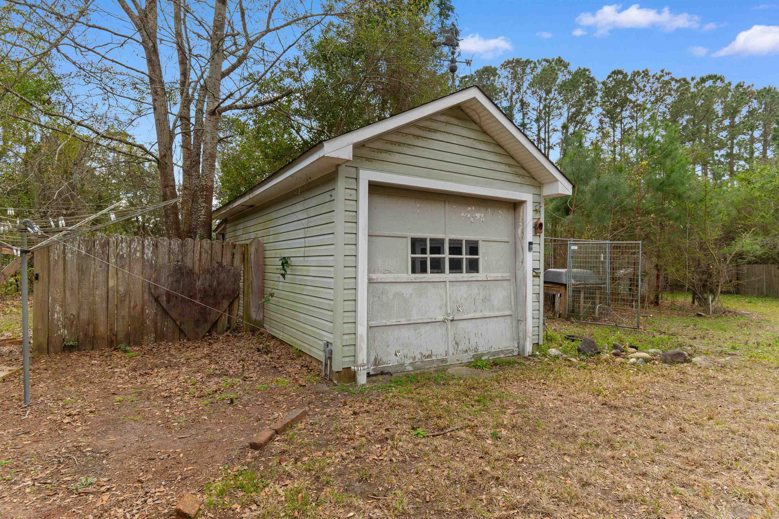 402 Wilkinson St. Property Photo 25