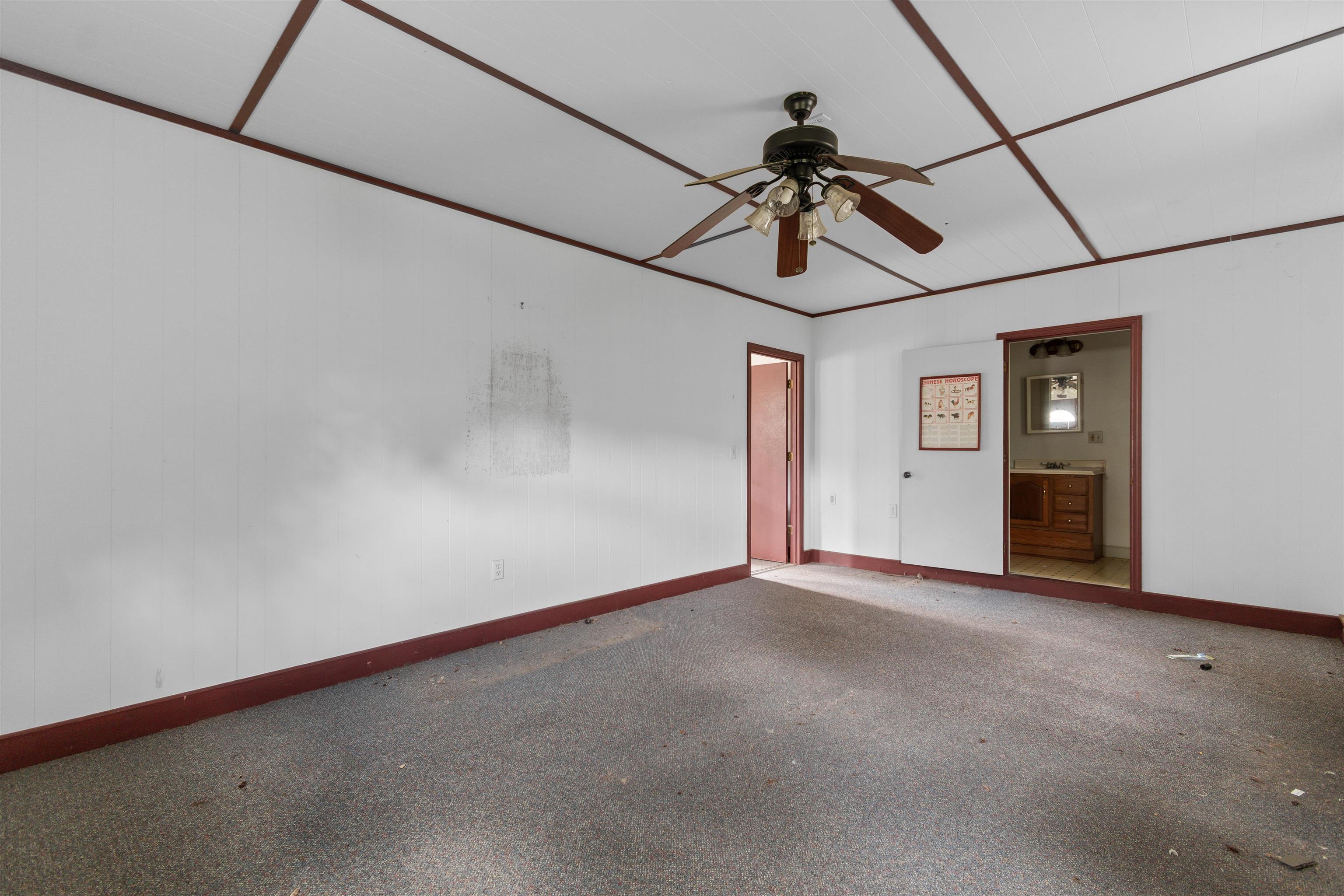 402 Wilkinson St. Property Photo 31