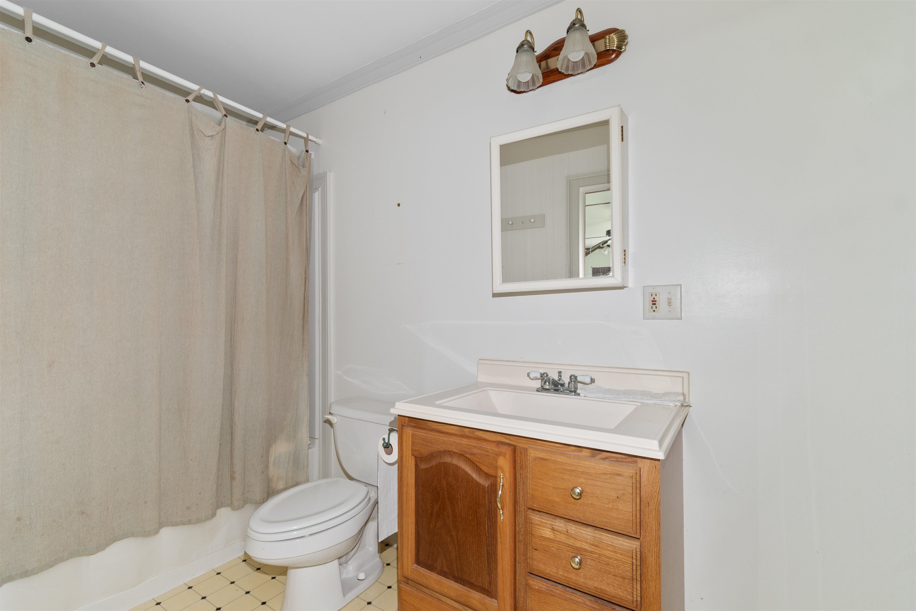 402 Wilkinson St. Property Photo 32