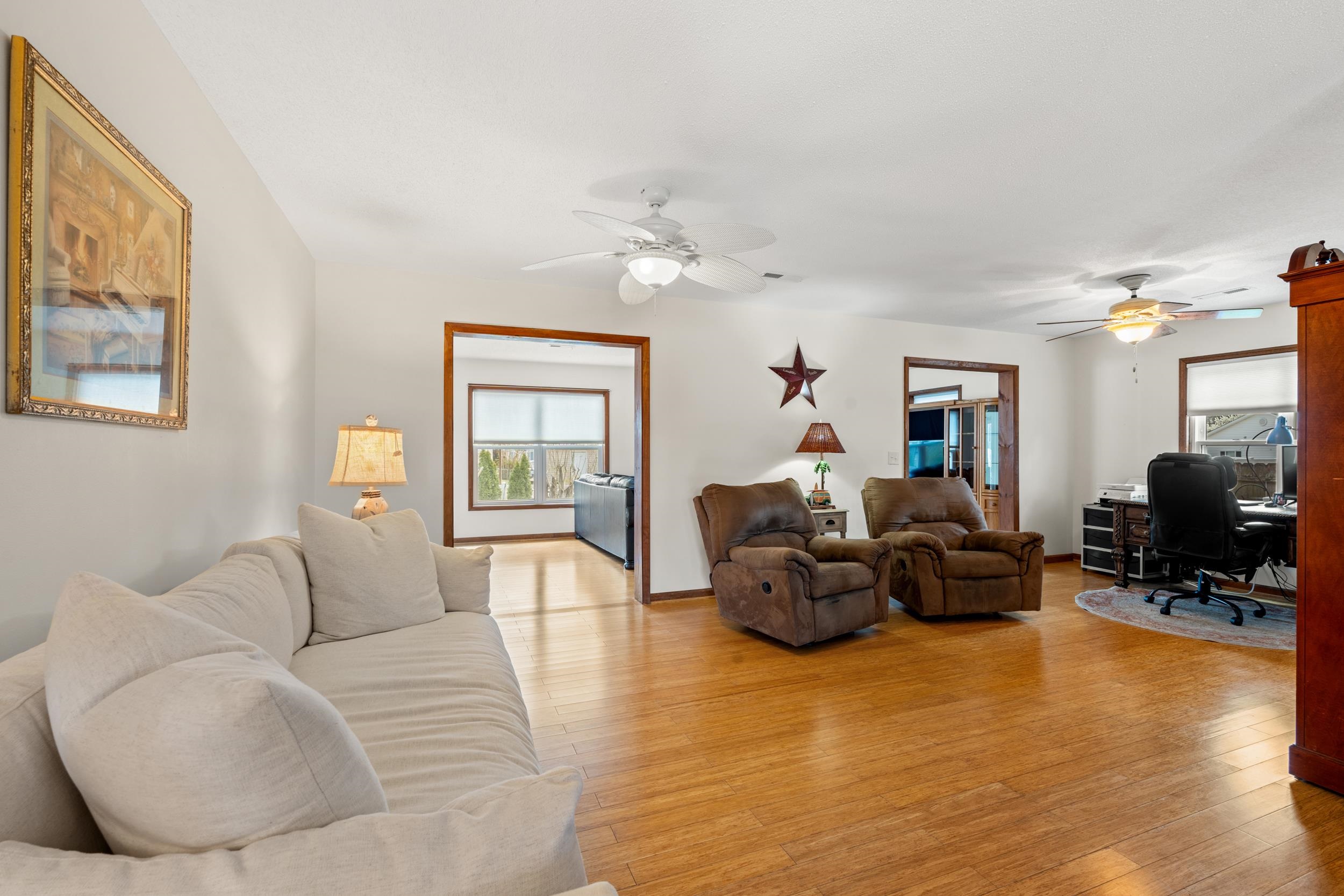 4220 Hunting Bow Trail Property Photo 5