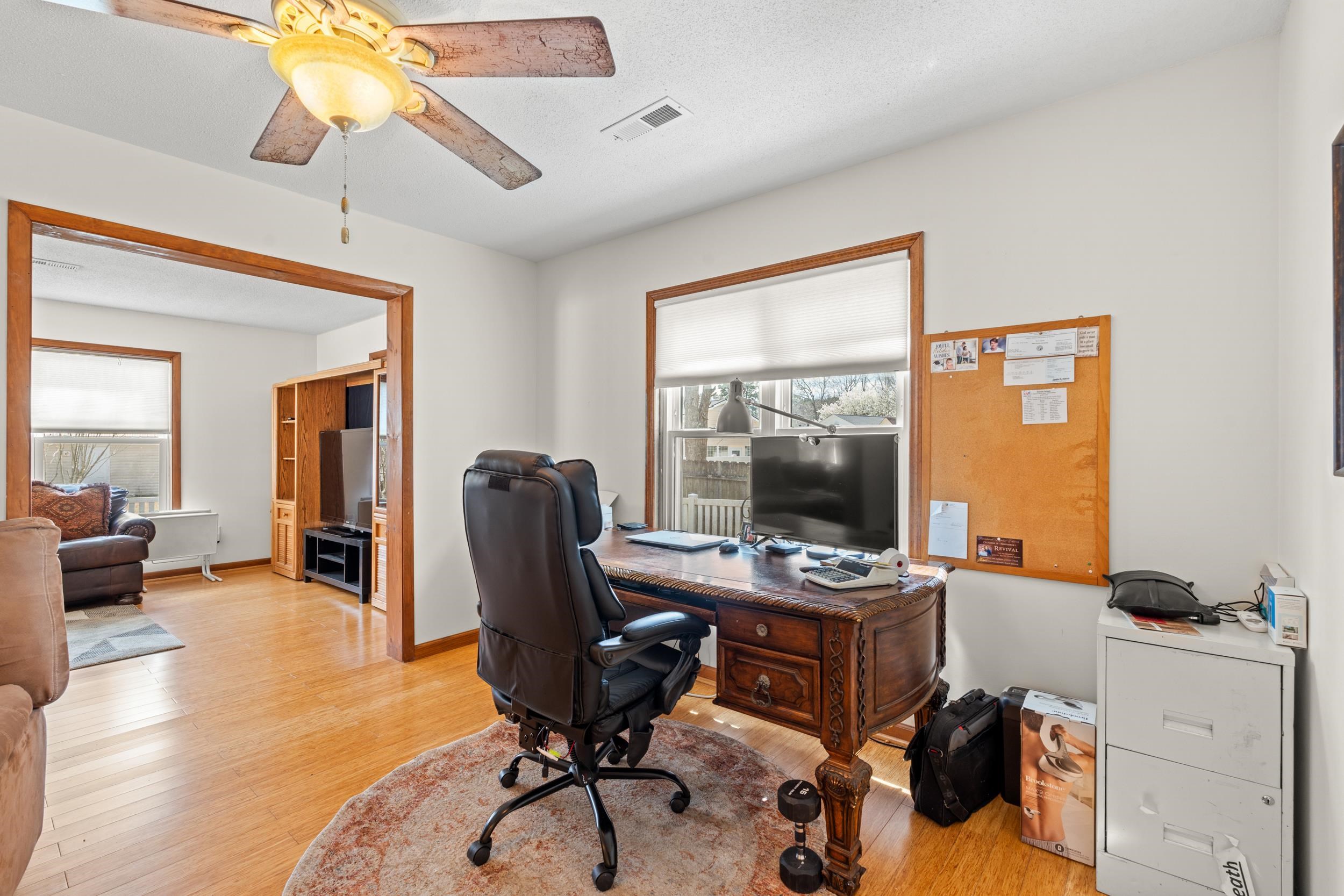 4220 Hunting Bow Trail Property Photo 8