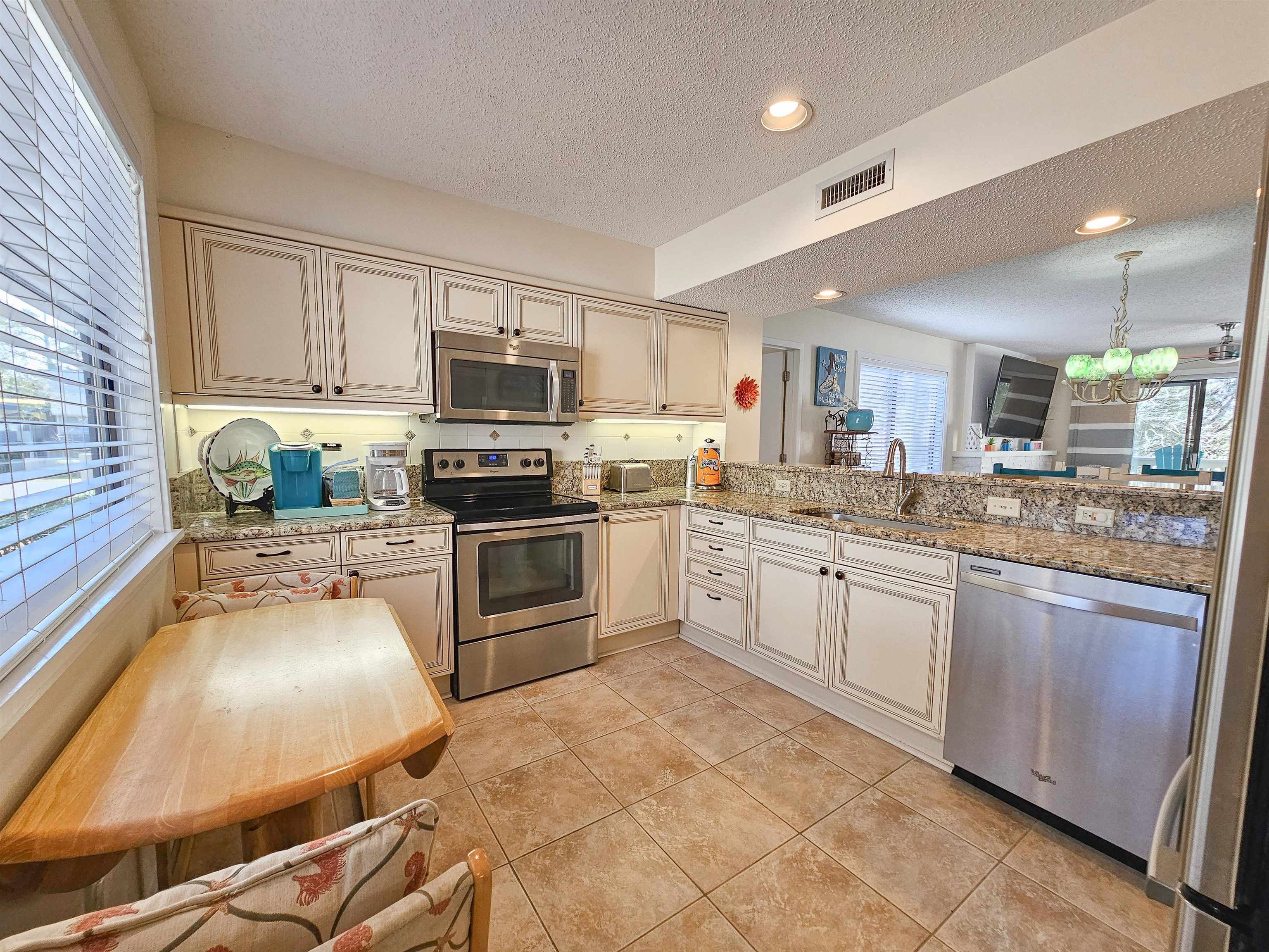 226 Westleton Dr. Property Photo 17