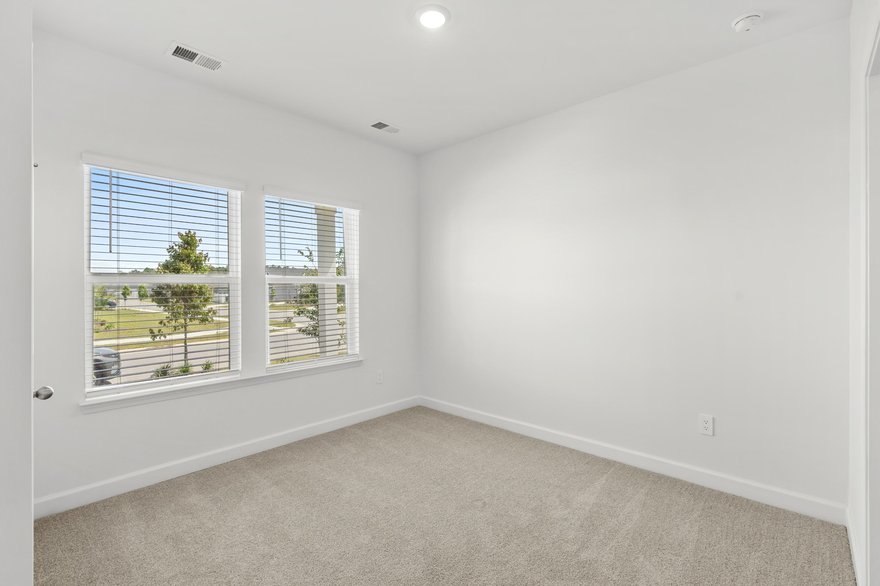 221 Evergreen St. Property Photo 32
