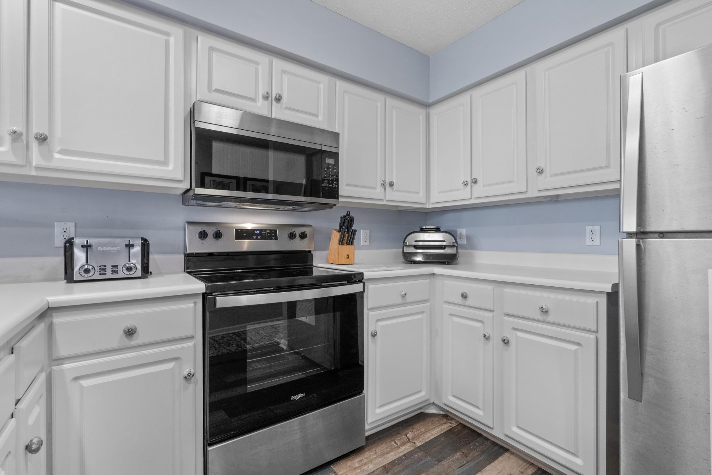448 Pinehurst Ln. Property Photo 17