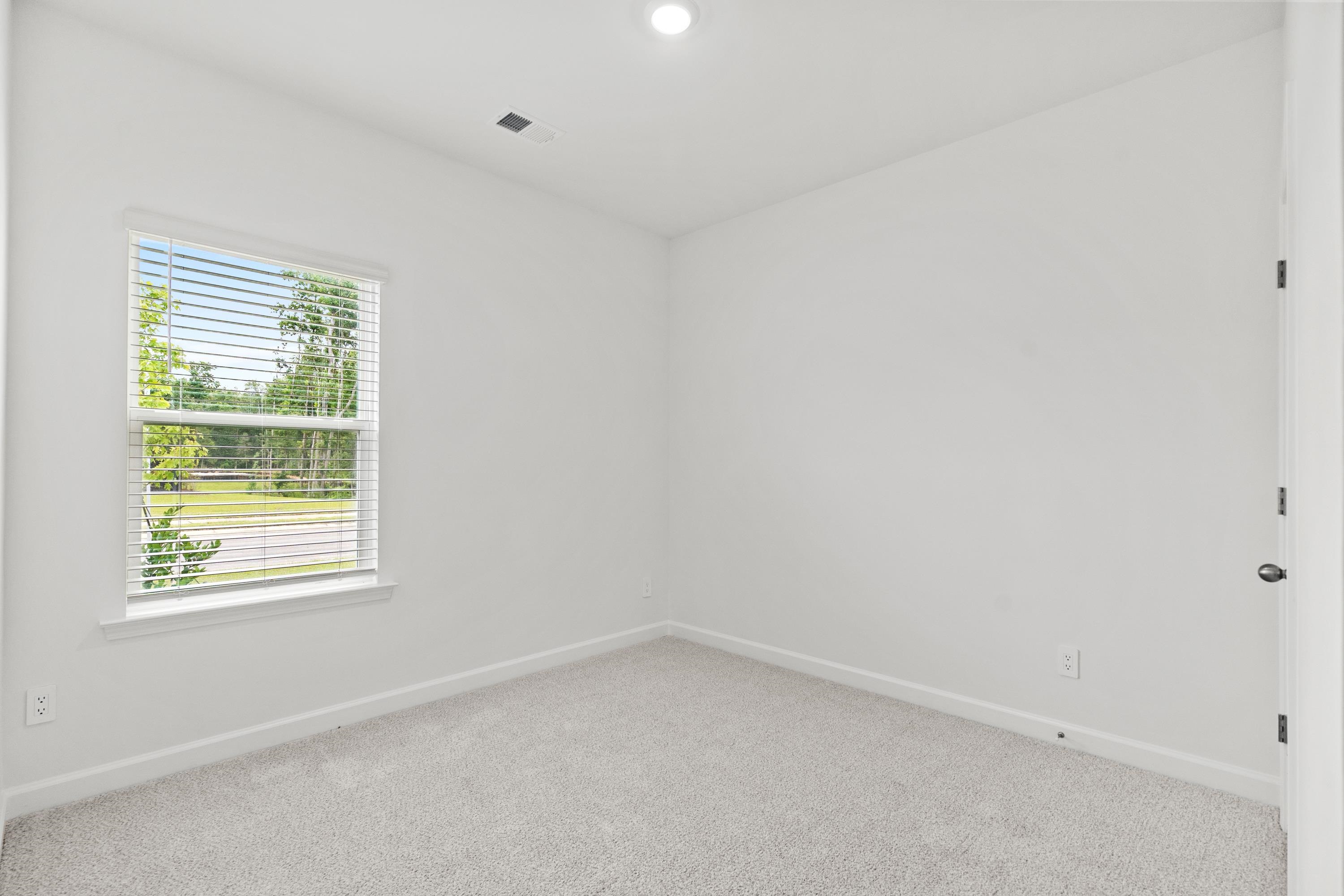 126 Jasmine Dr. Property Photo 36
