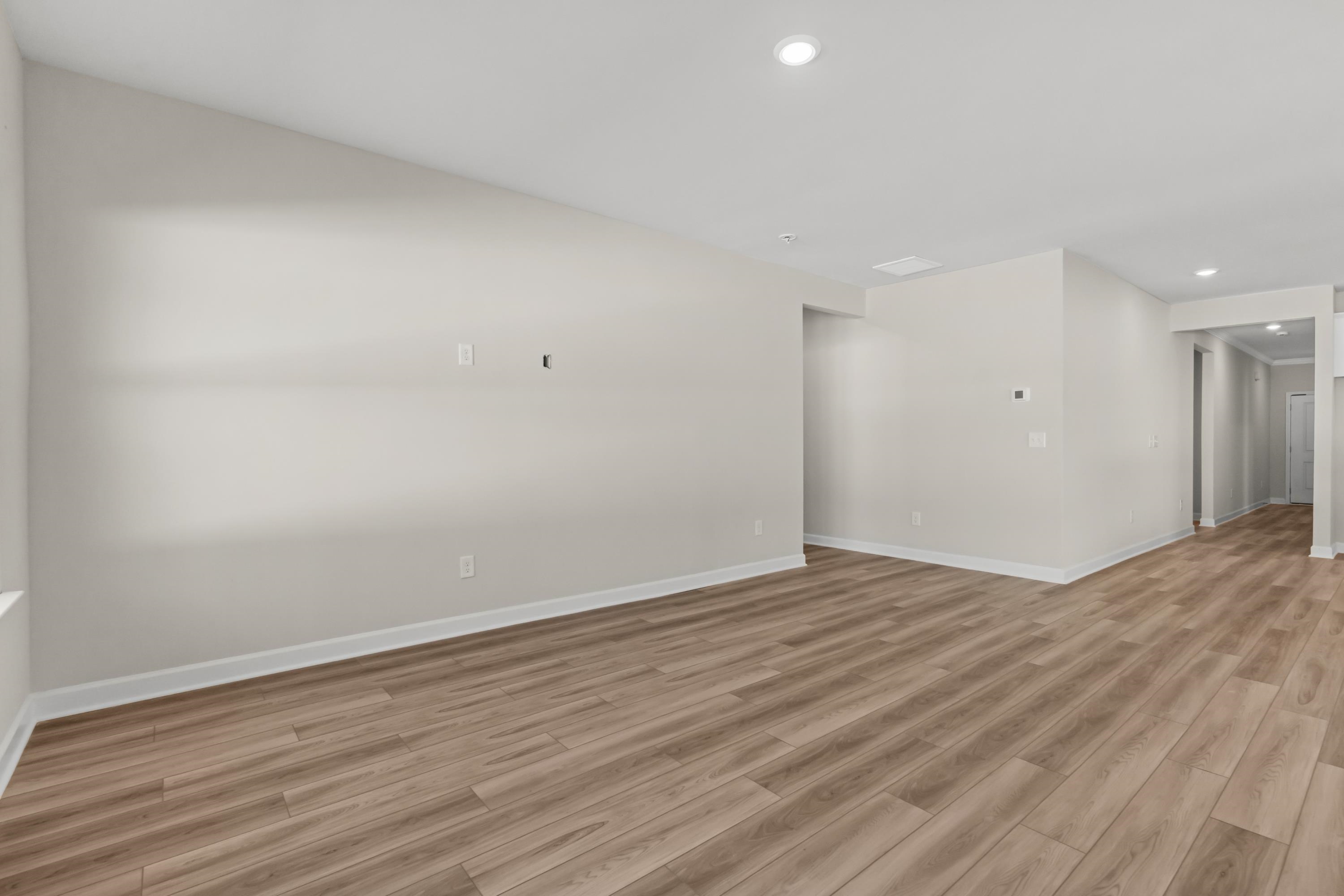 305 Jessamine St. Property Photo 13