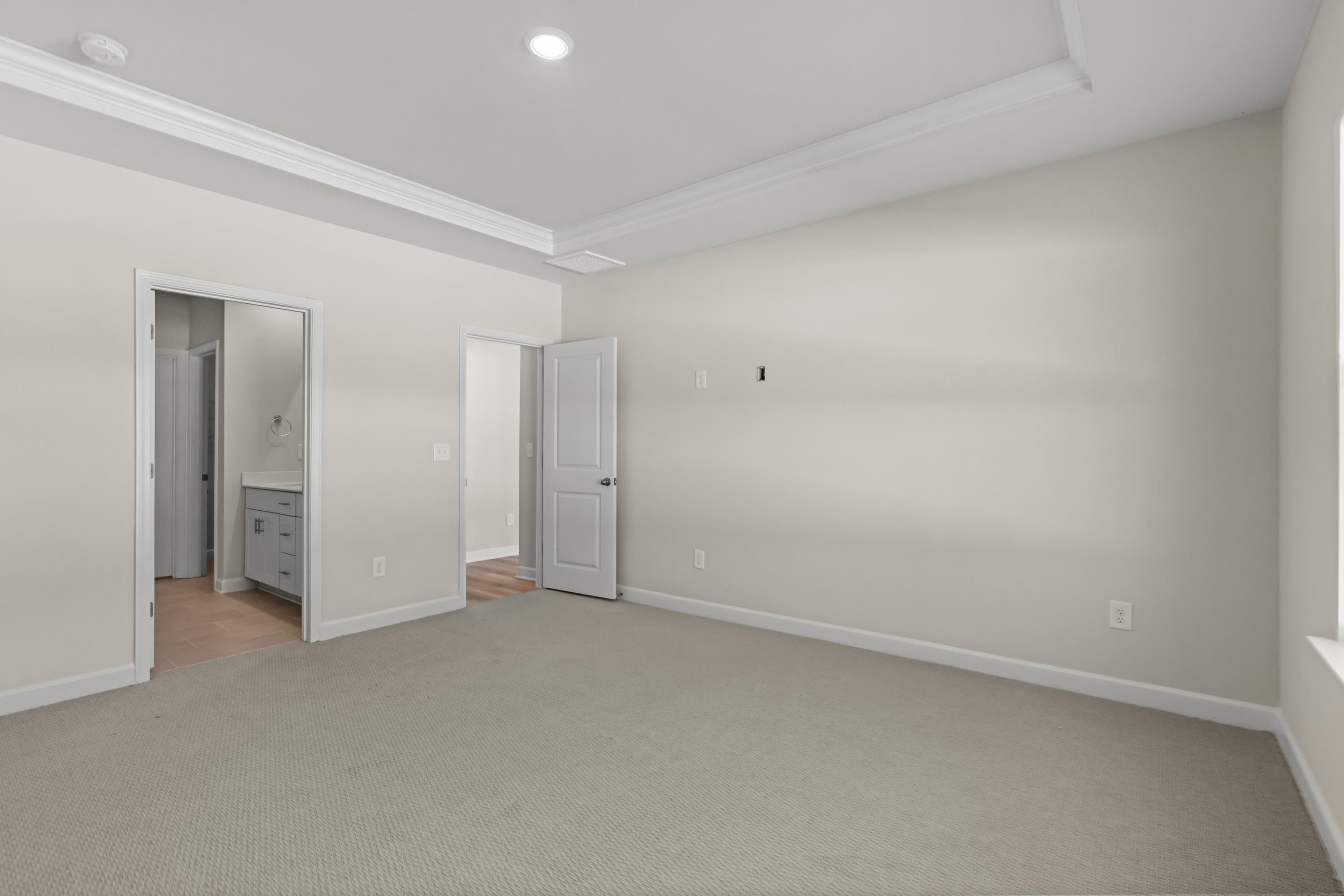 305 Jessamine St. Property Photo 16