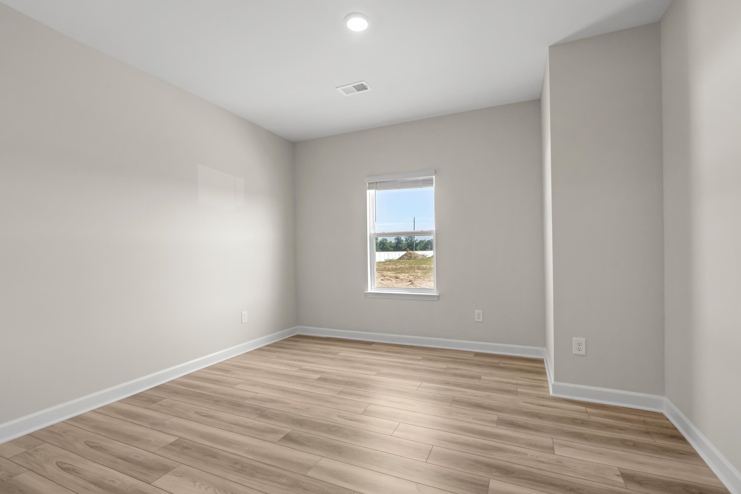 305 Jessamine St. Property Photo 20